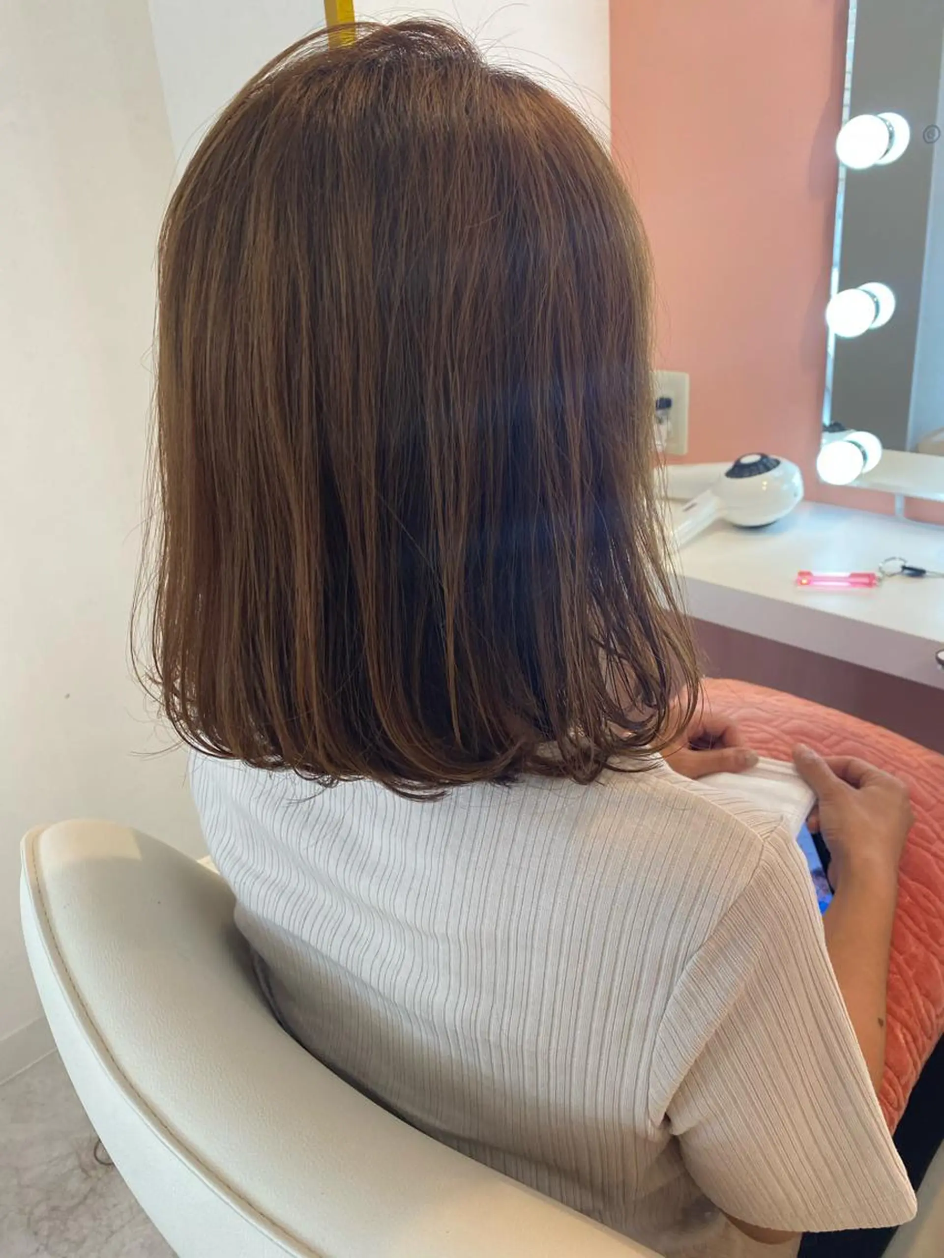 ミディアム カット トリートメント 梛木 唯のヘアスタイル