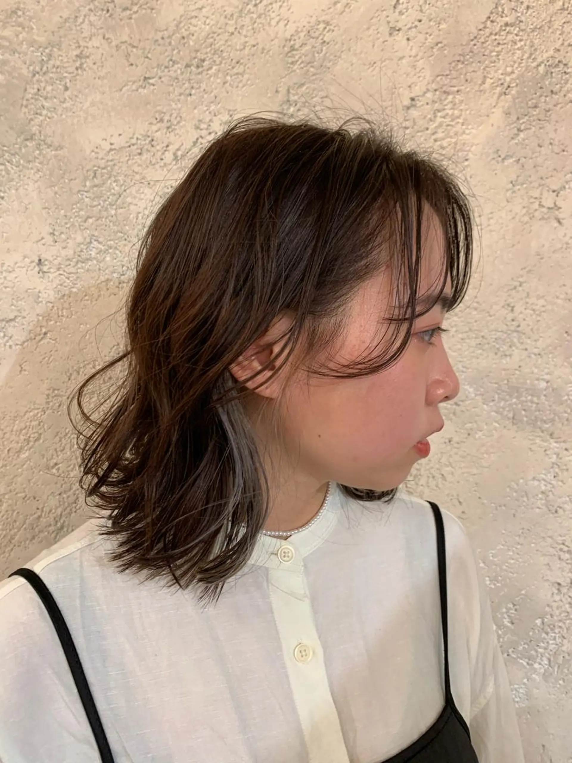 カラー イズミ ナナコのヘアスタイル