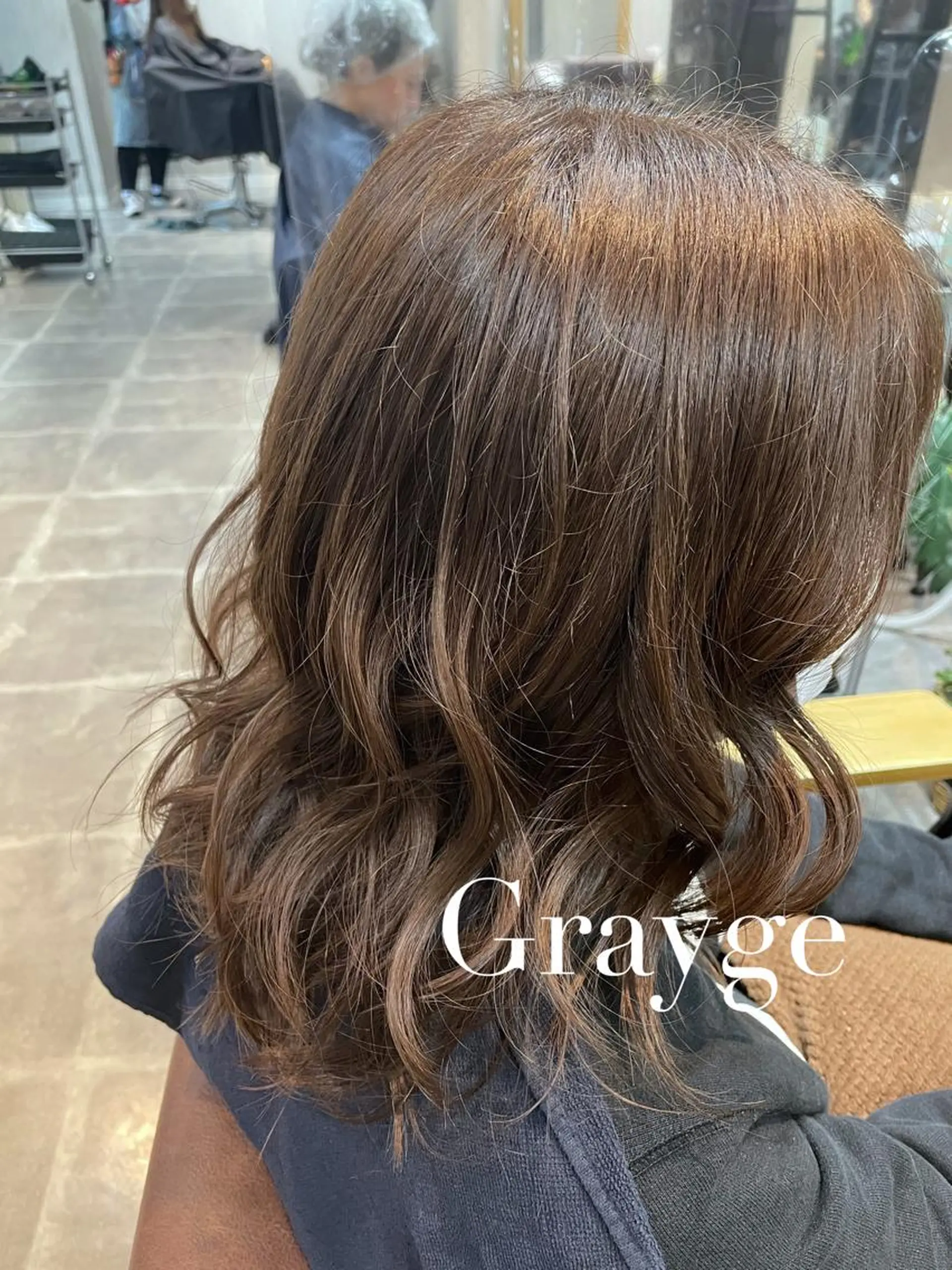 ミディアム カラー トリートメント newiGRANDE 🌈萩原聖也のヘアスタイル