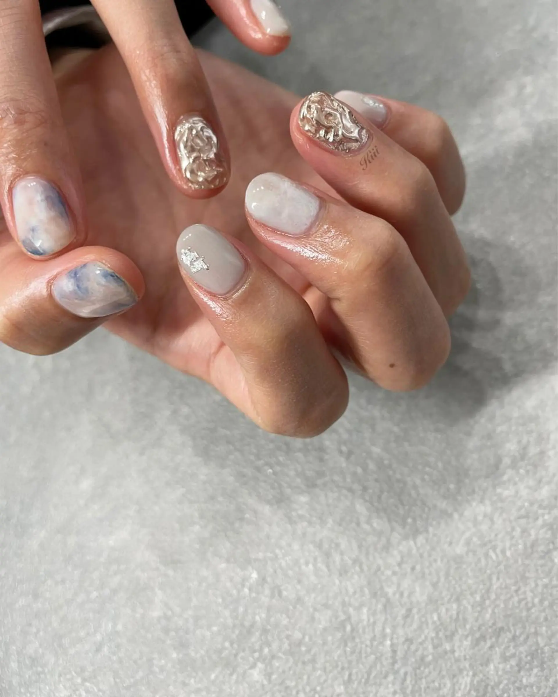 ネイル ハンドネイル フットネイル kiii.__ ✴︎*のネイルデザイン