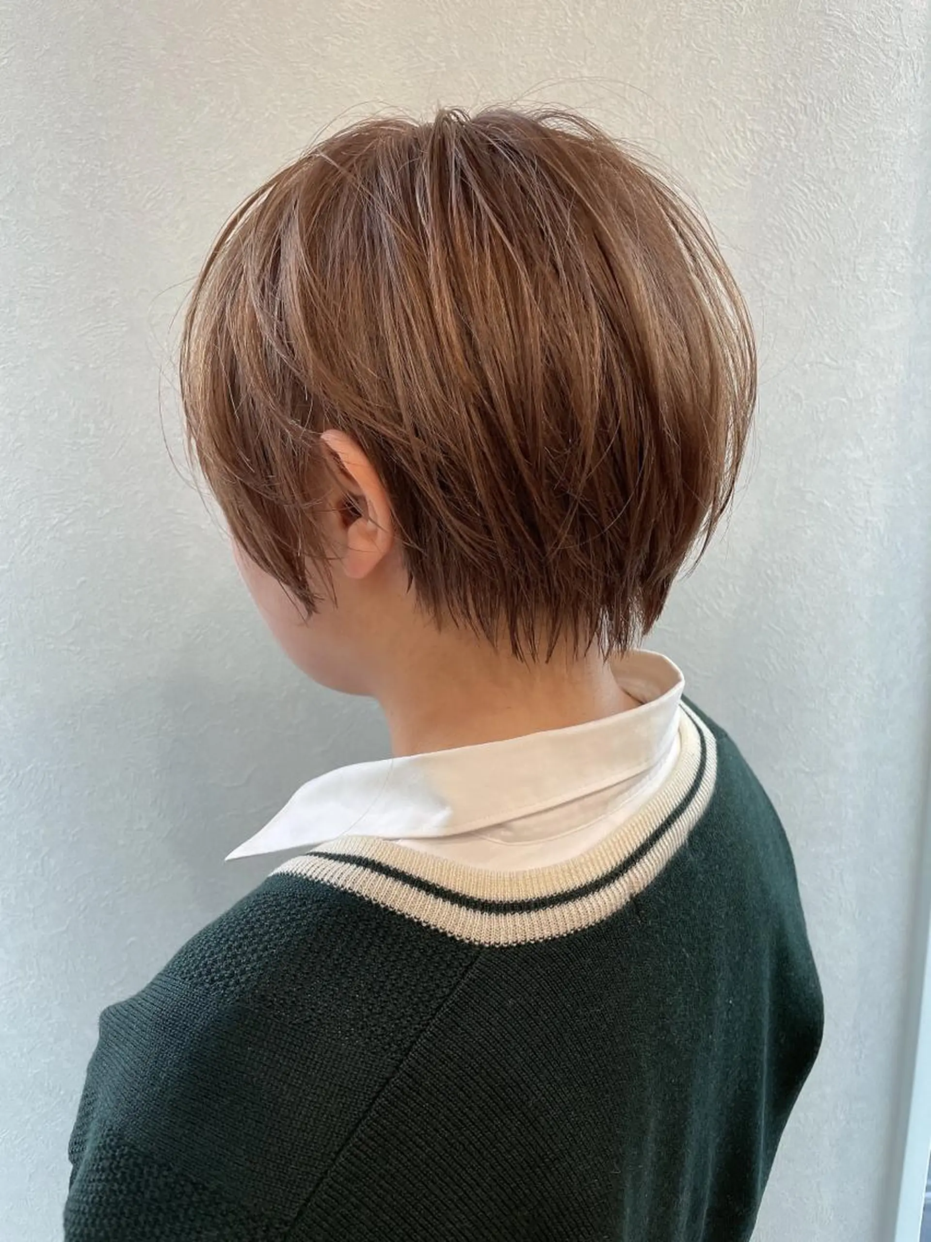 ショート ショートボブ ハンサムショート ボブ ハイライト 髪質改善 🎗️comoda 神戸三宮 髪質改善のヘアスタイル