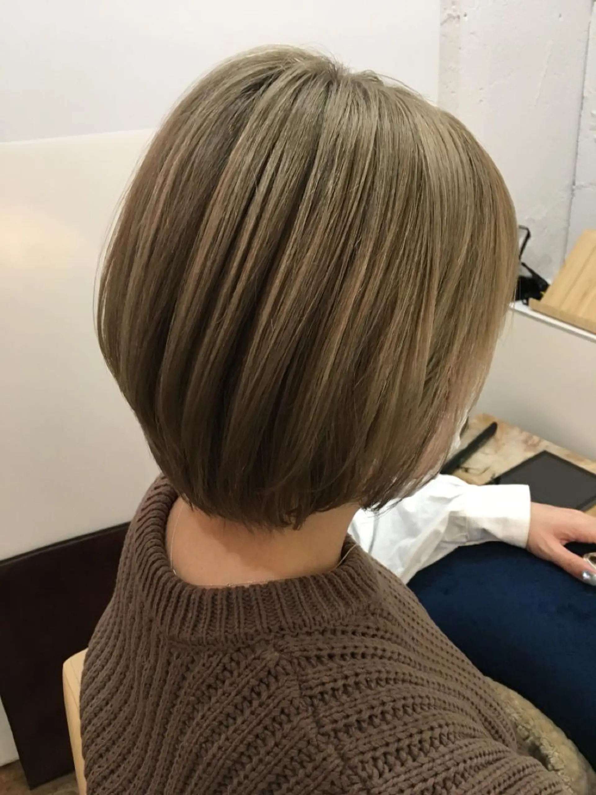 ショート カラー 代表　土屋ヒロユキ ショートカットのヘアスタイル