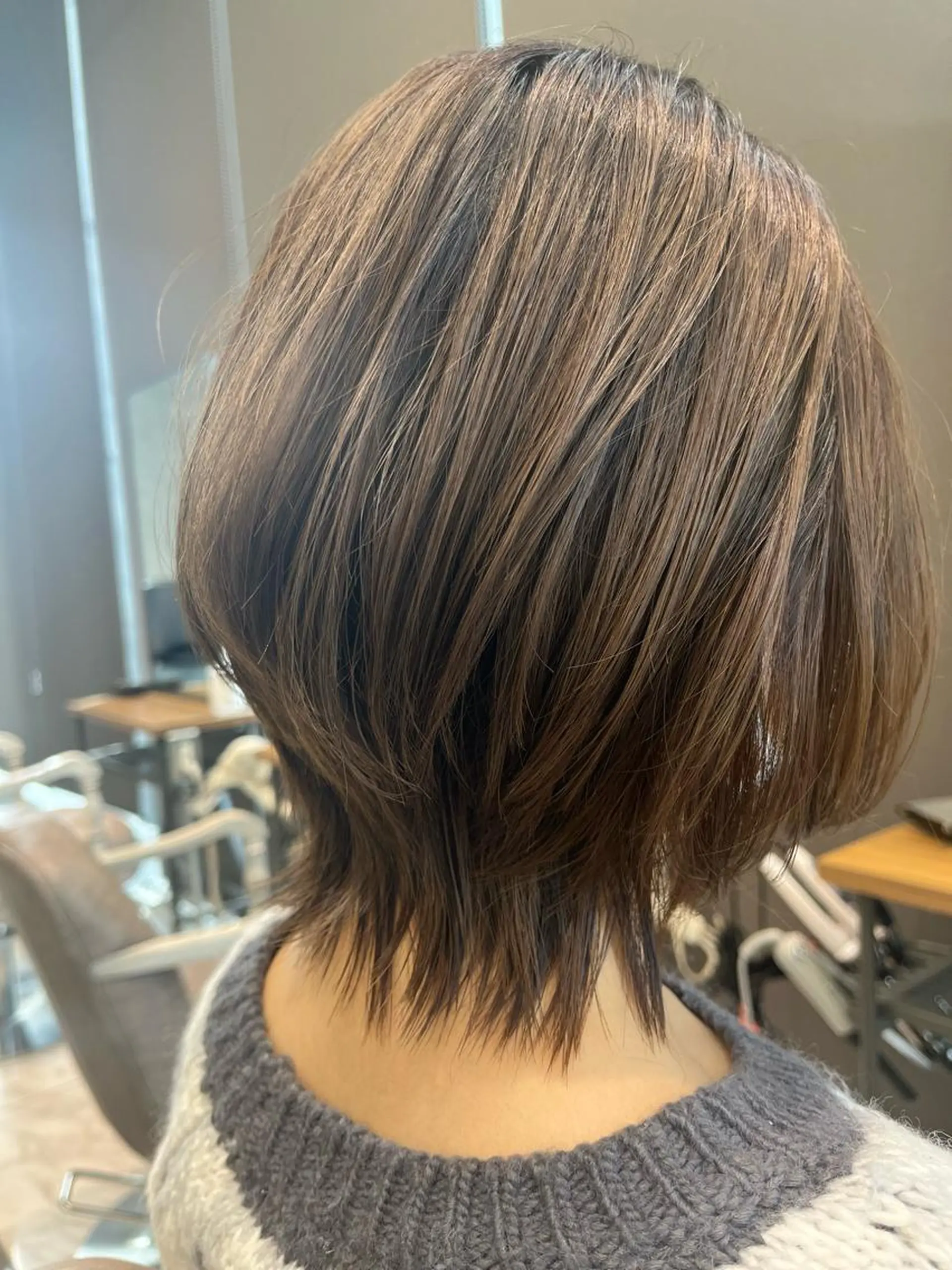 ミディアム カット トリートメント LucksiMie ginza 明松のヘアスタイル