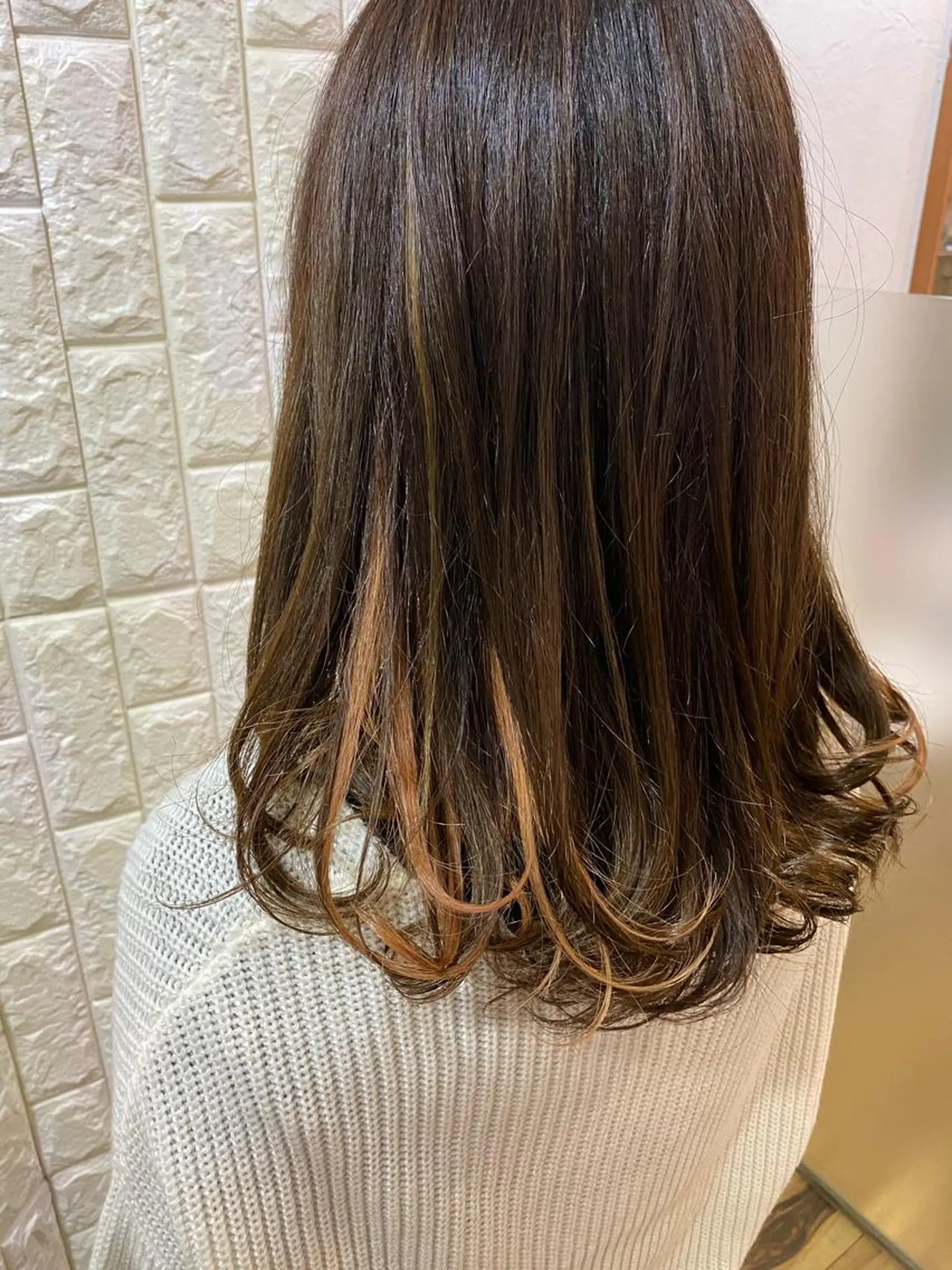 ロング カラー カット ヘアカラー 安島(あじま) 慎(まこと)のヘアスタイル