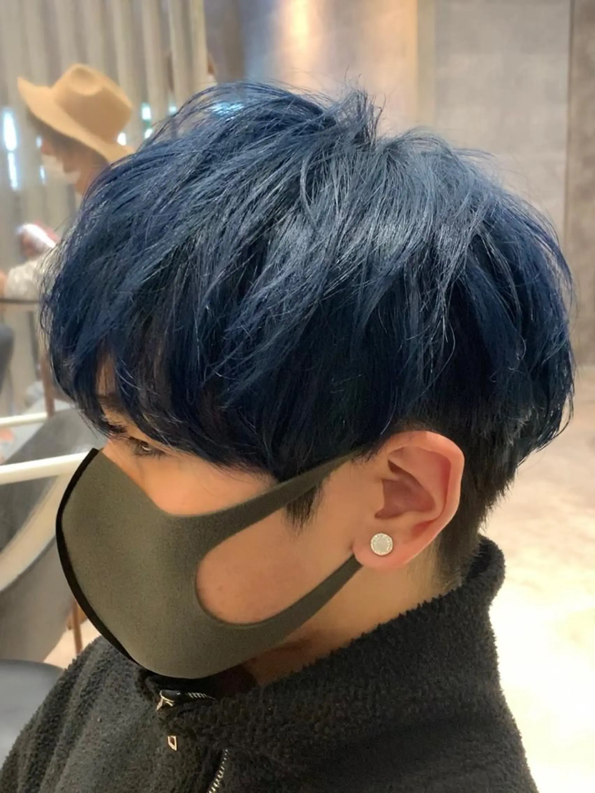 カラー ブルーカラー B E C H I C O〔べち子〕のヘアスタイル