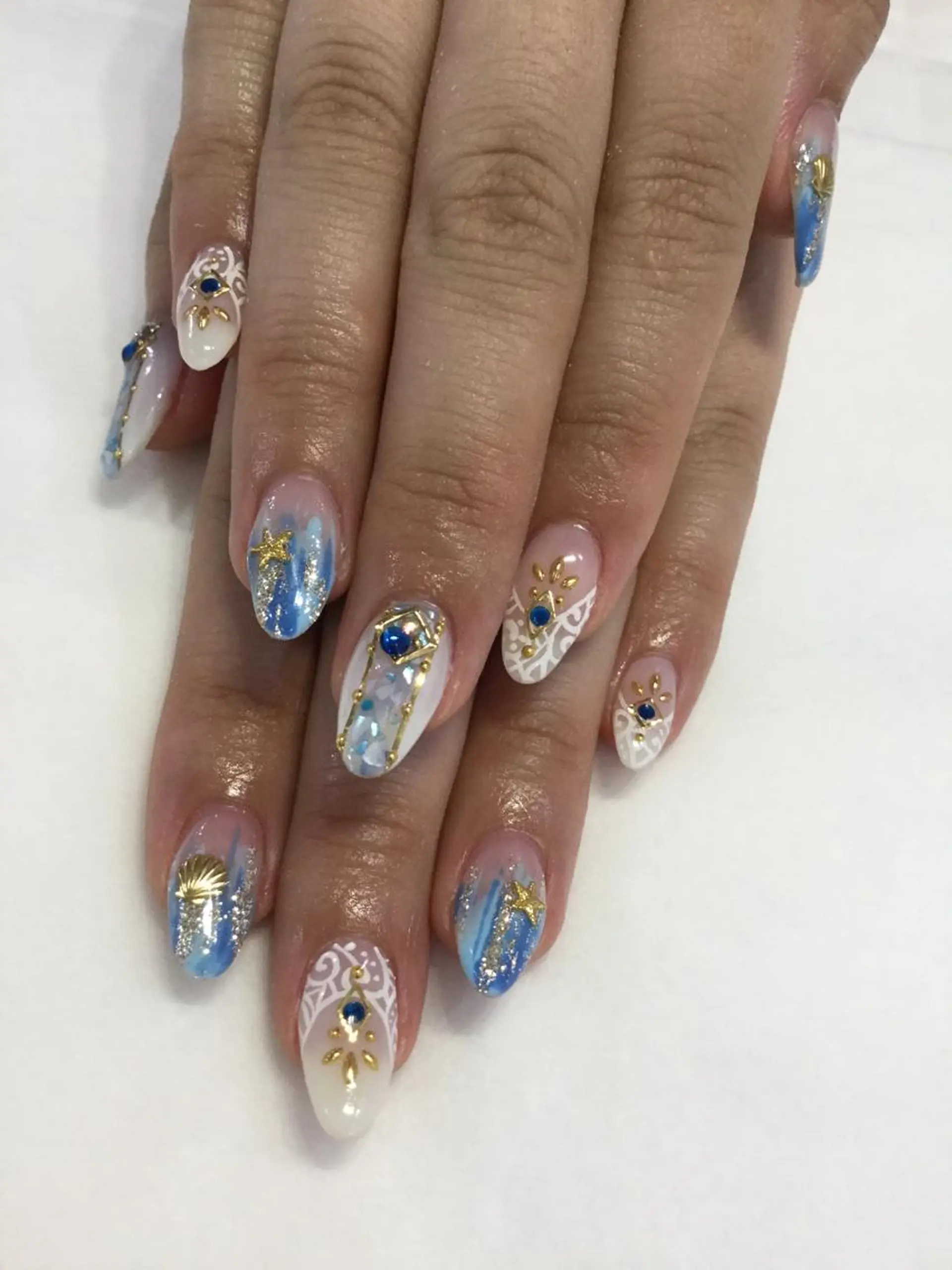 ネイル ハンドネイル 💎🐰 saki. m 🐰💎のネイルデザイン