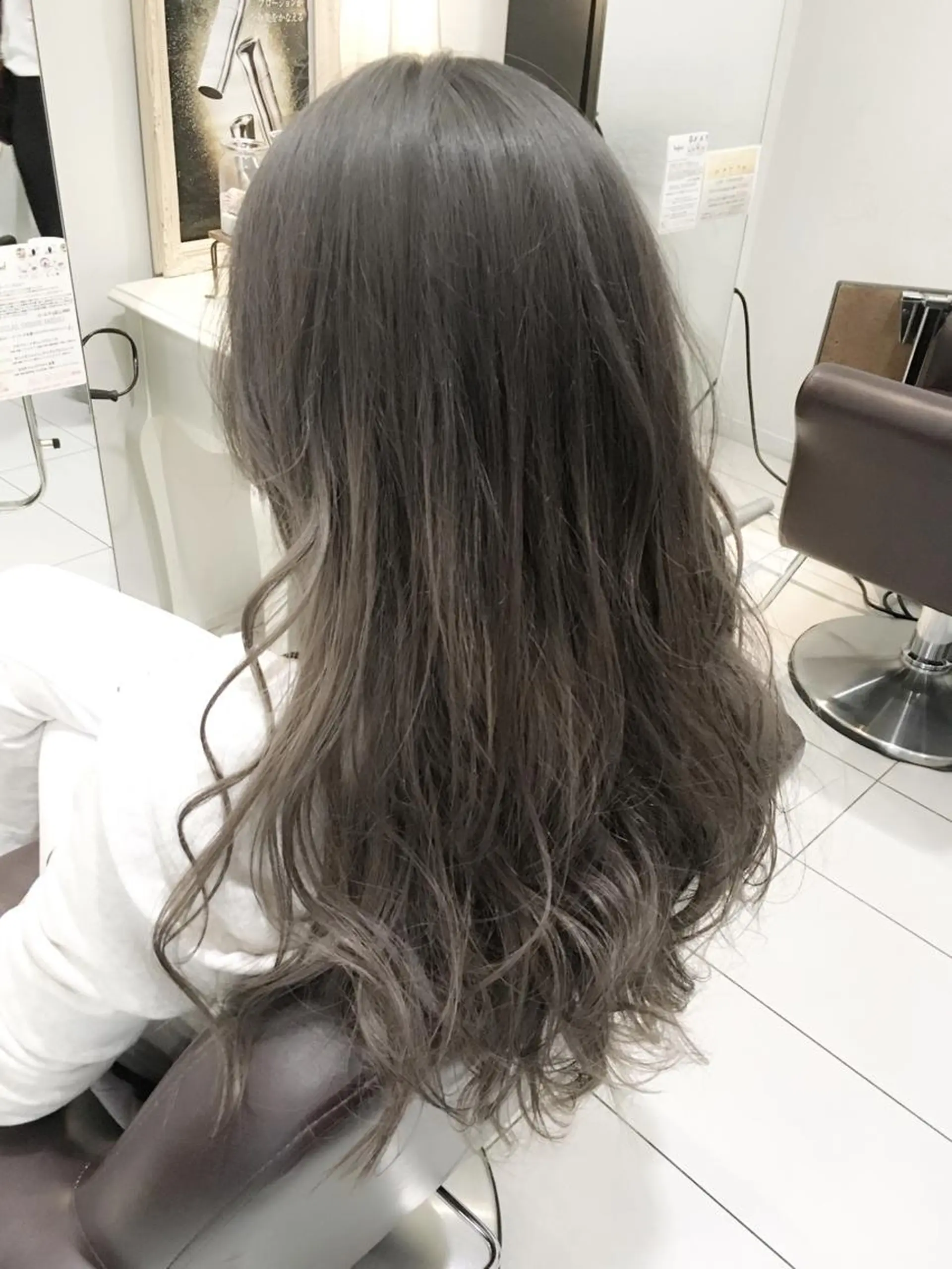 ロング カラー アッシュ グラデーションカラー ハイトーンカラー 髪質改善/ 艶髪カラー/益田直幸のヘアスタイル