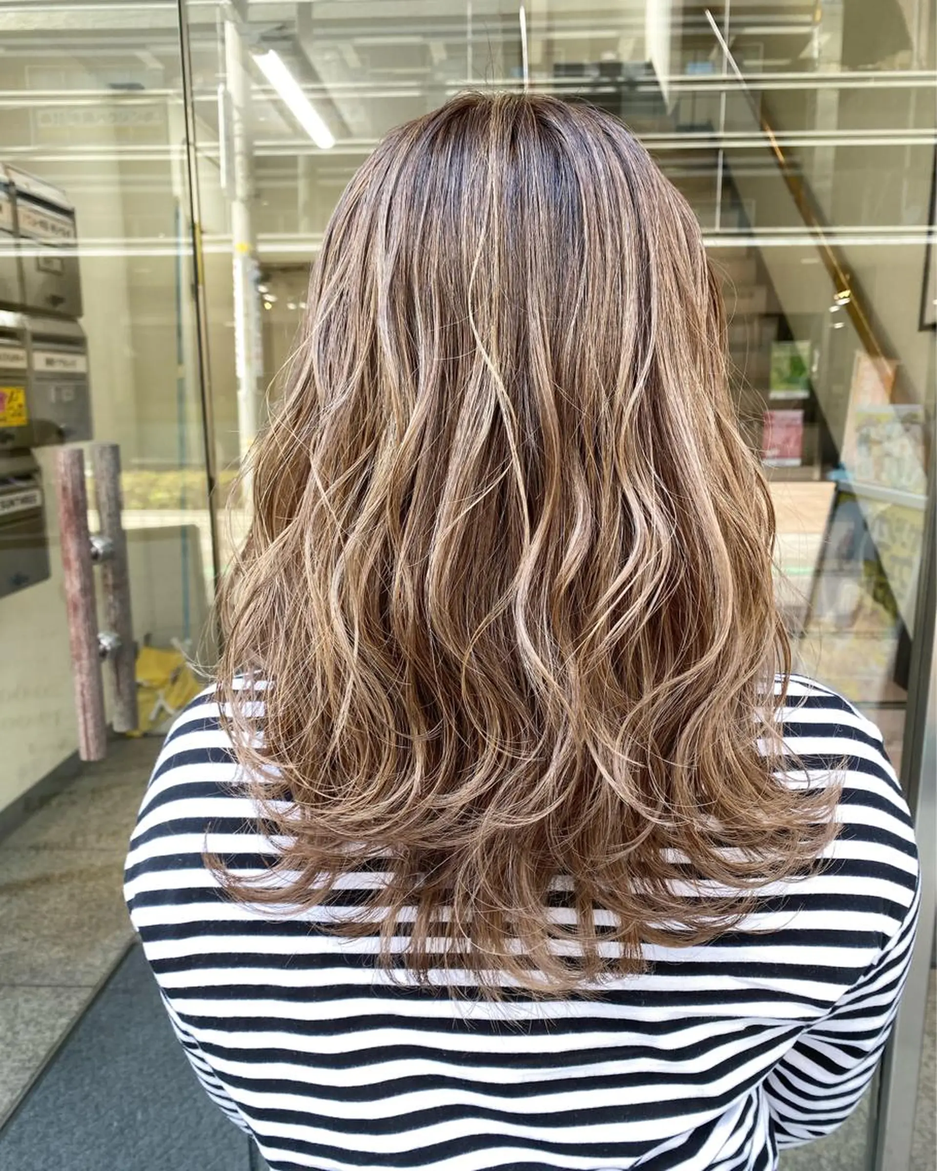 ロング カット ヘアカラー トリートメント KANUMA SHUTAのヘアスタイル
