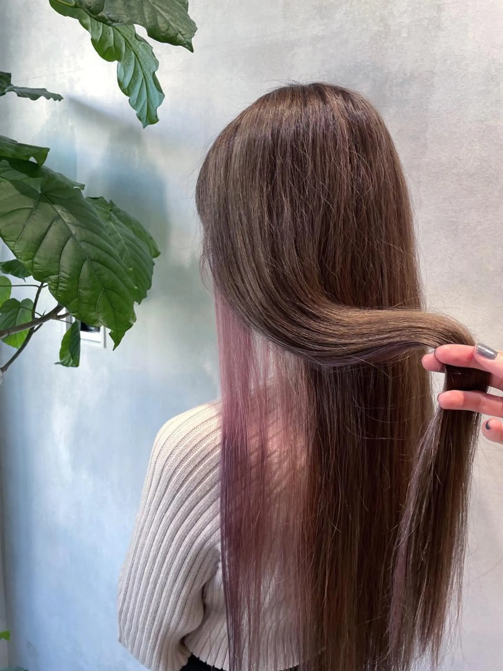 ロング カラー ベージュカラー ブリーチ ラベンダーカラー ラベンダーピンク ピンクカラー レイヤーカット 🌿 濱野玲奈のヘアスタイル