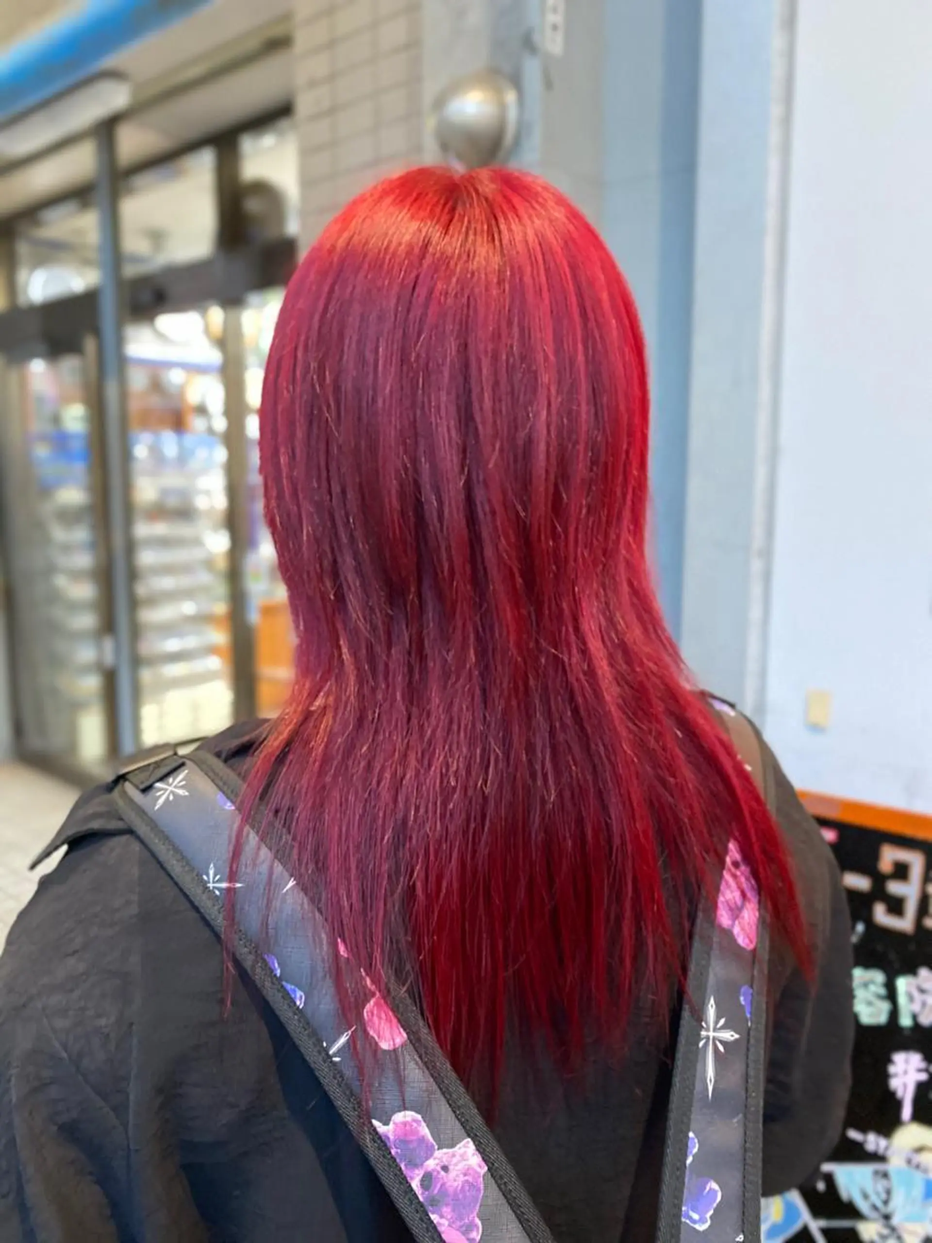 セミロング ゆぴ☾‪/推しカラー /ハイトーンのヘアスタイル