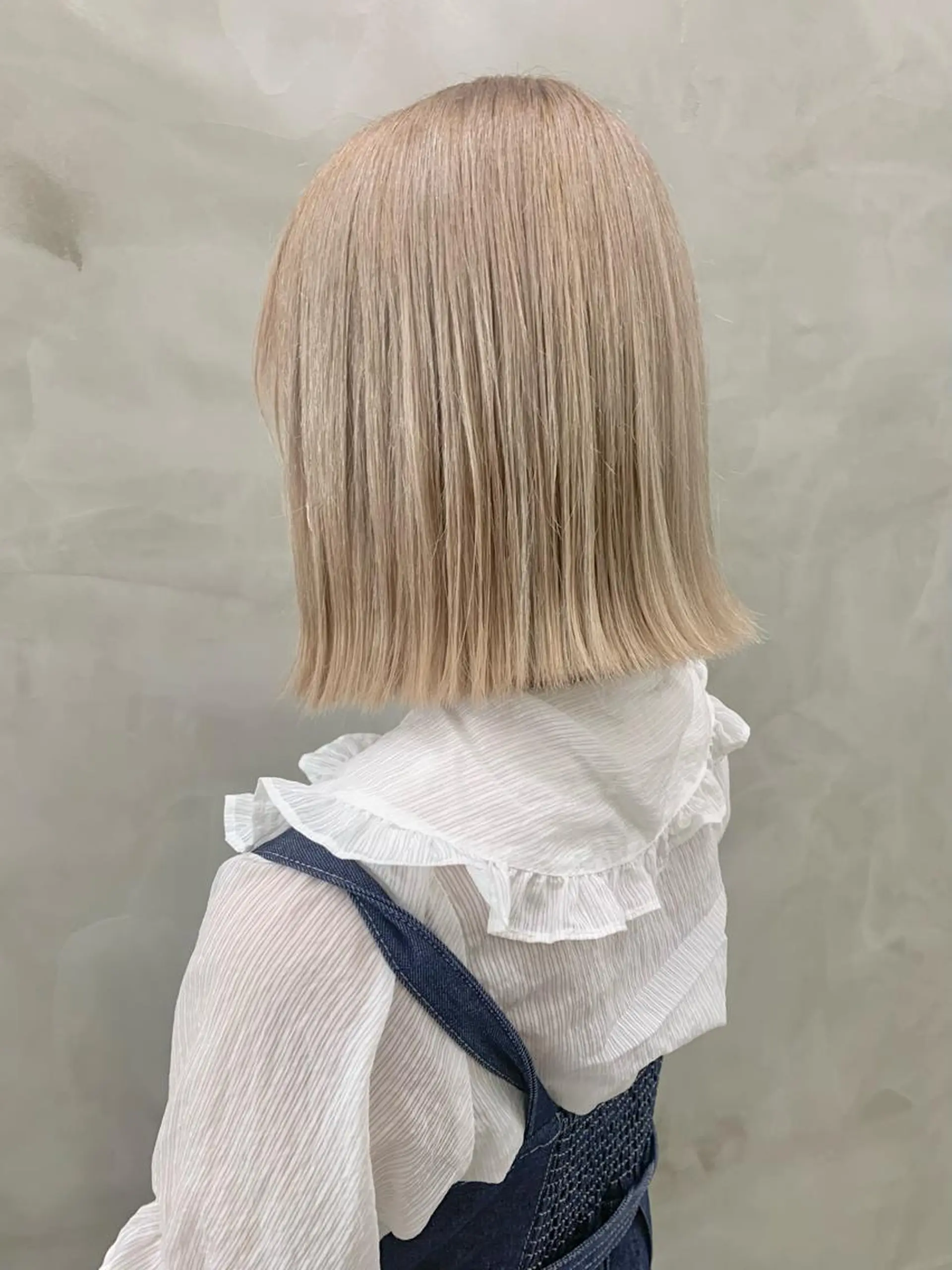 ミディアム カラー suu所属・🐝 hachi🐝のヘアスタイル