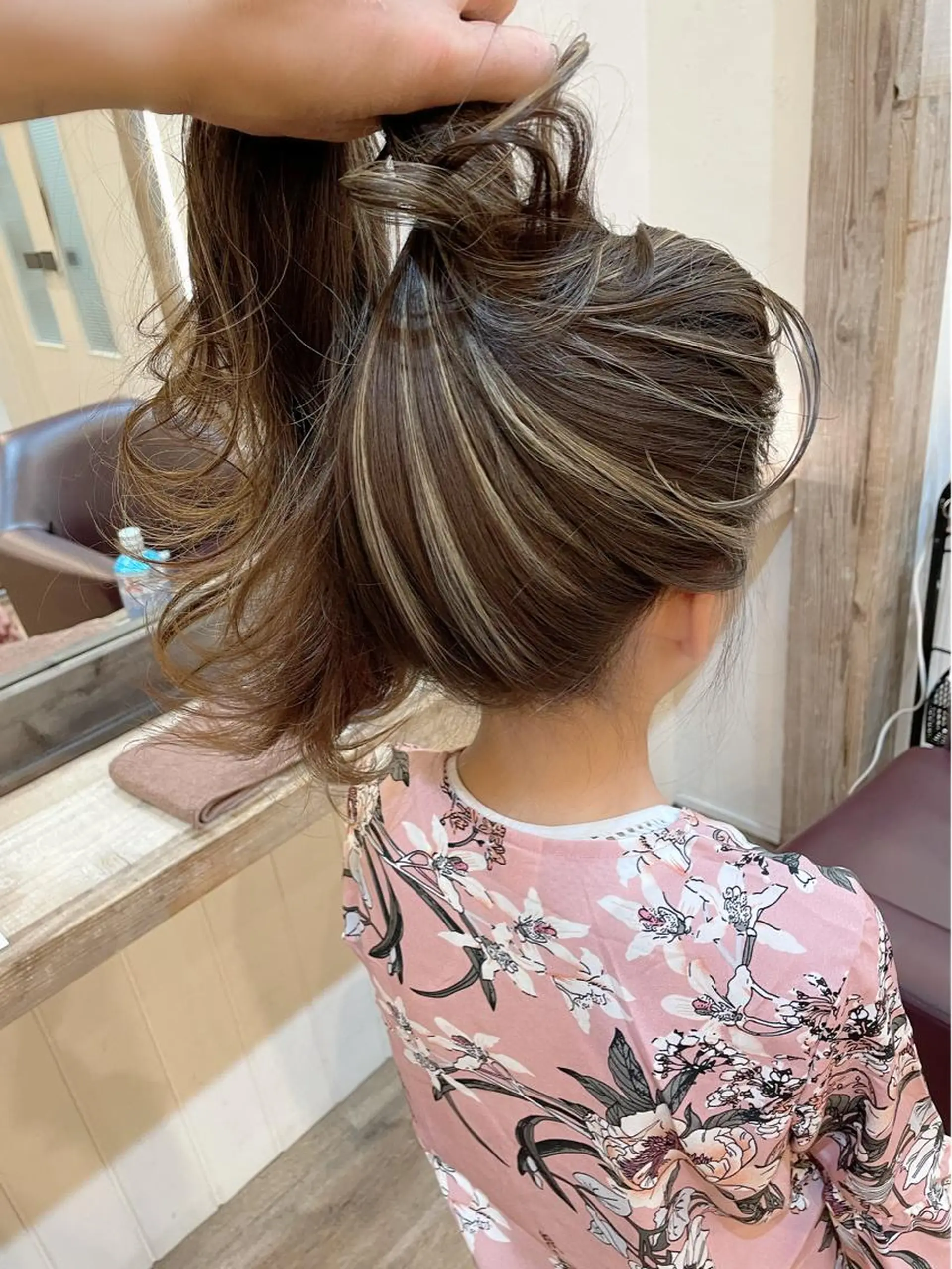 ロング 🌹ハッシュカット、 レイヤー韓国ヘア🌹のヘアスタイル