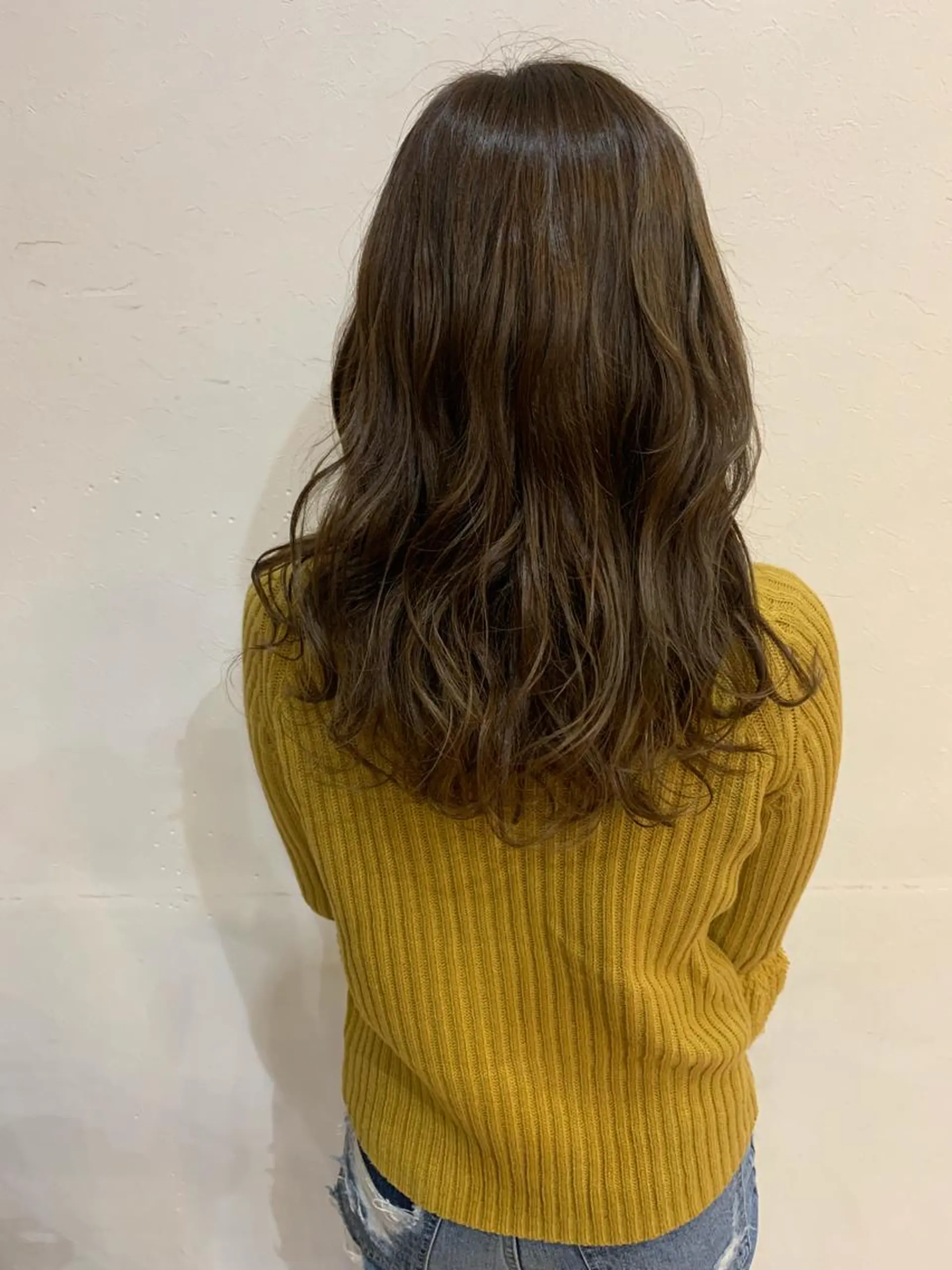 ロング カラー ベージュカラー ハイトーンカラー Freez狭間 裕美のヘアスタイル