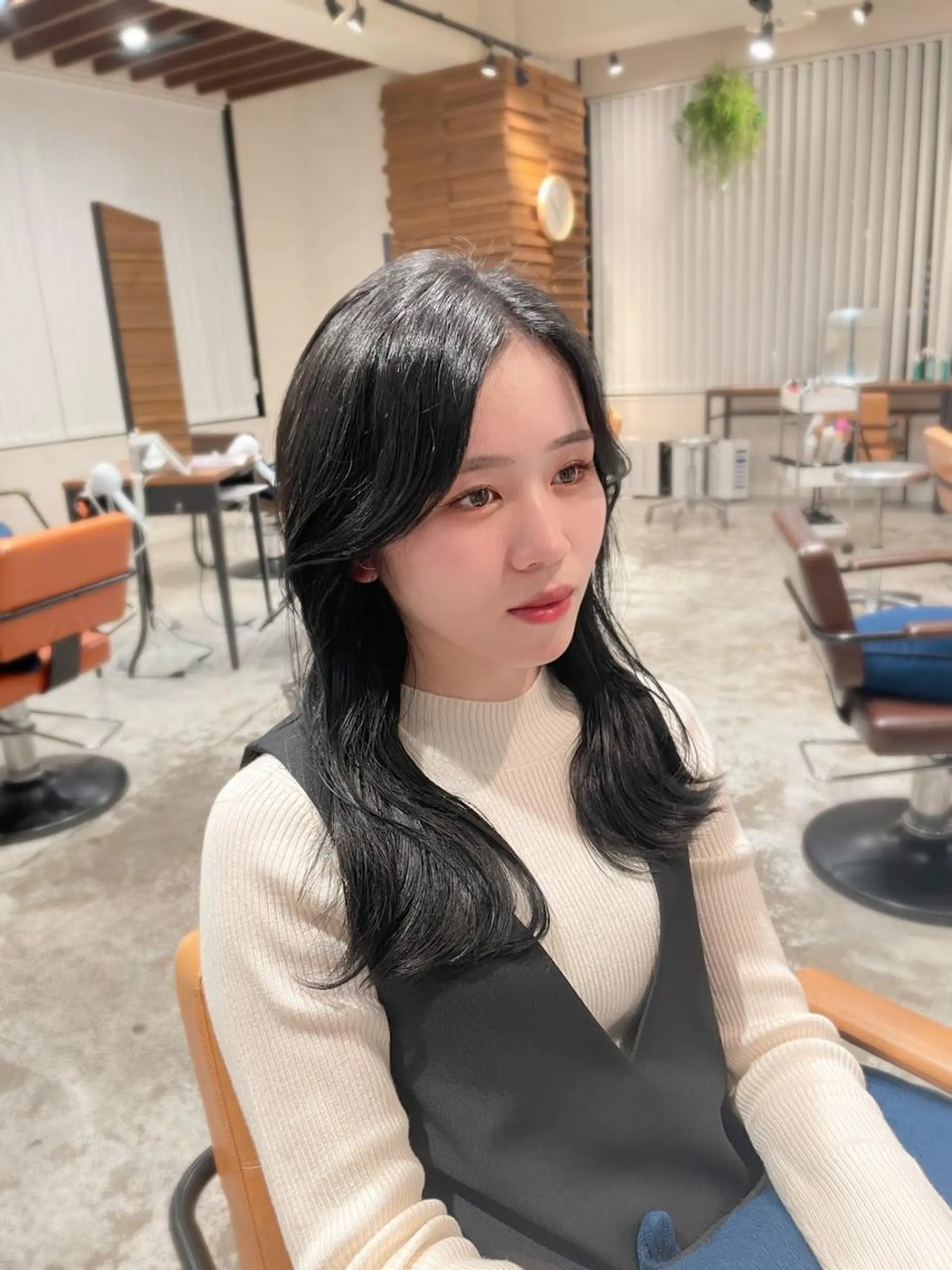 カラー のり🐼顔まわり/ 韓国/レイヤーカットのヘアスタイル