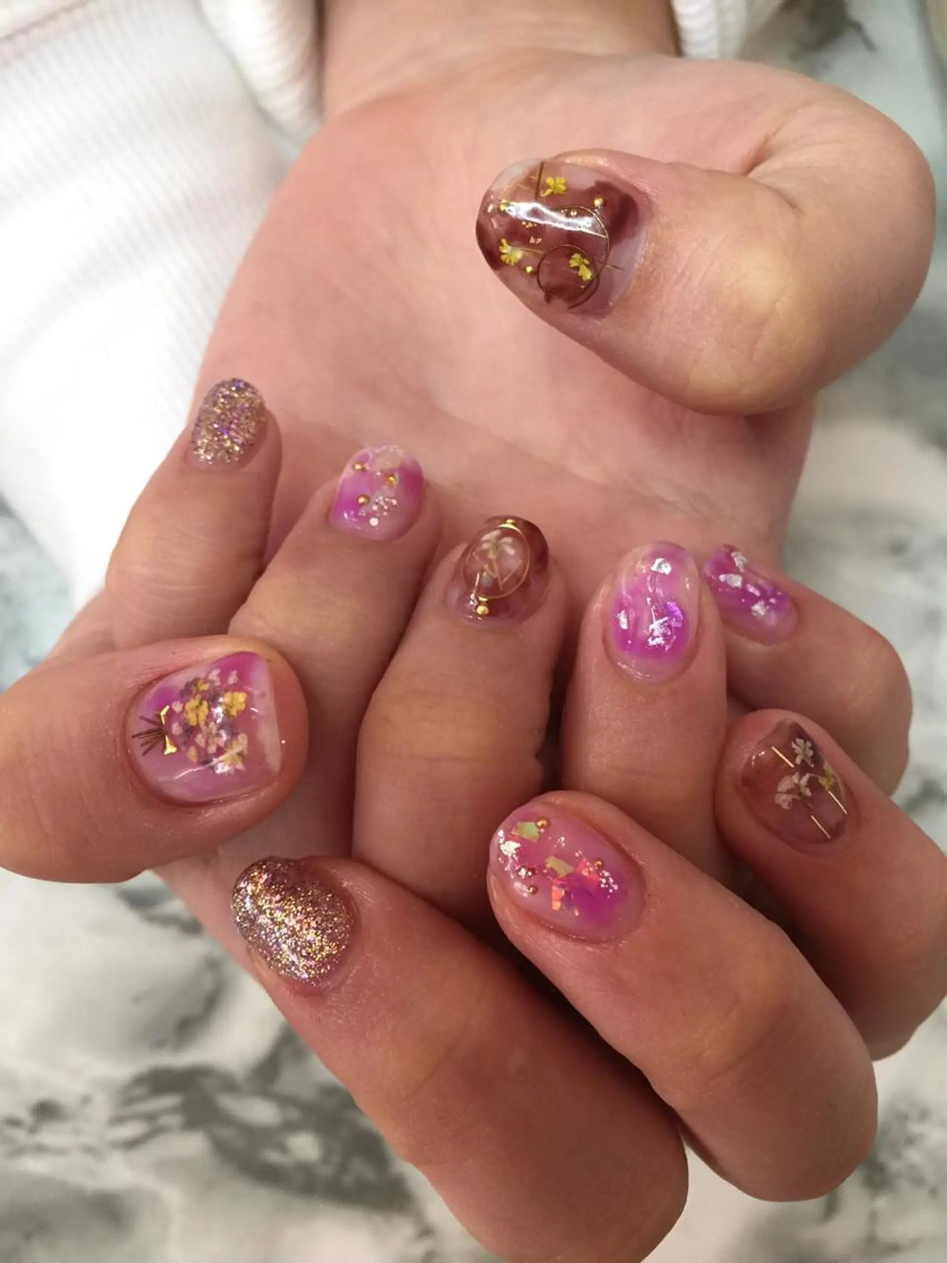 ネイル juedi nail(木曜日のネイル)所属・juedi nail 〜木曜日のネイル〜のネイルデザイン