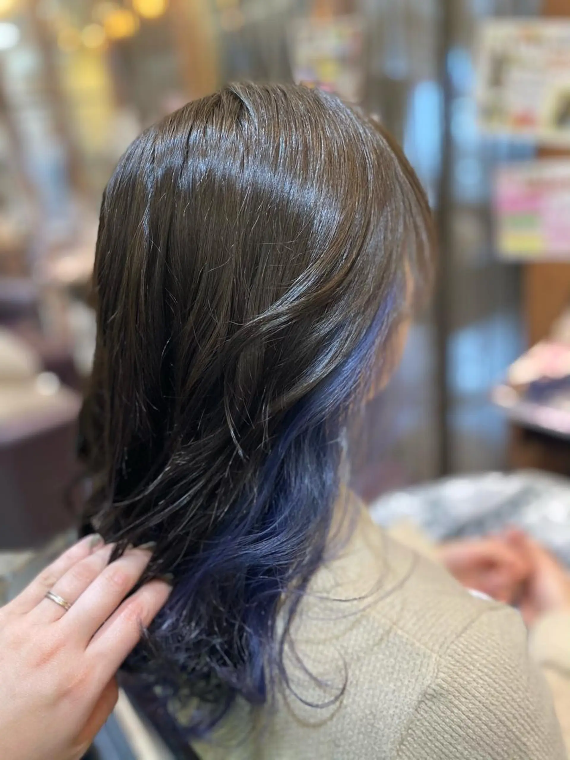 セミロング 加藤 実穂のヘアスタイル