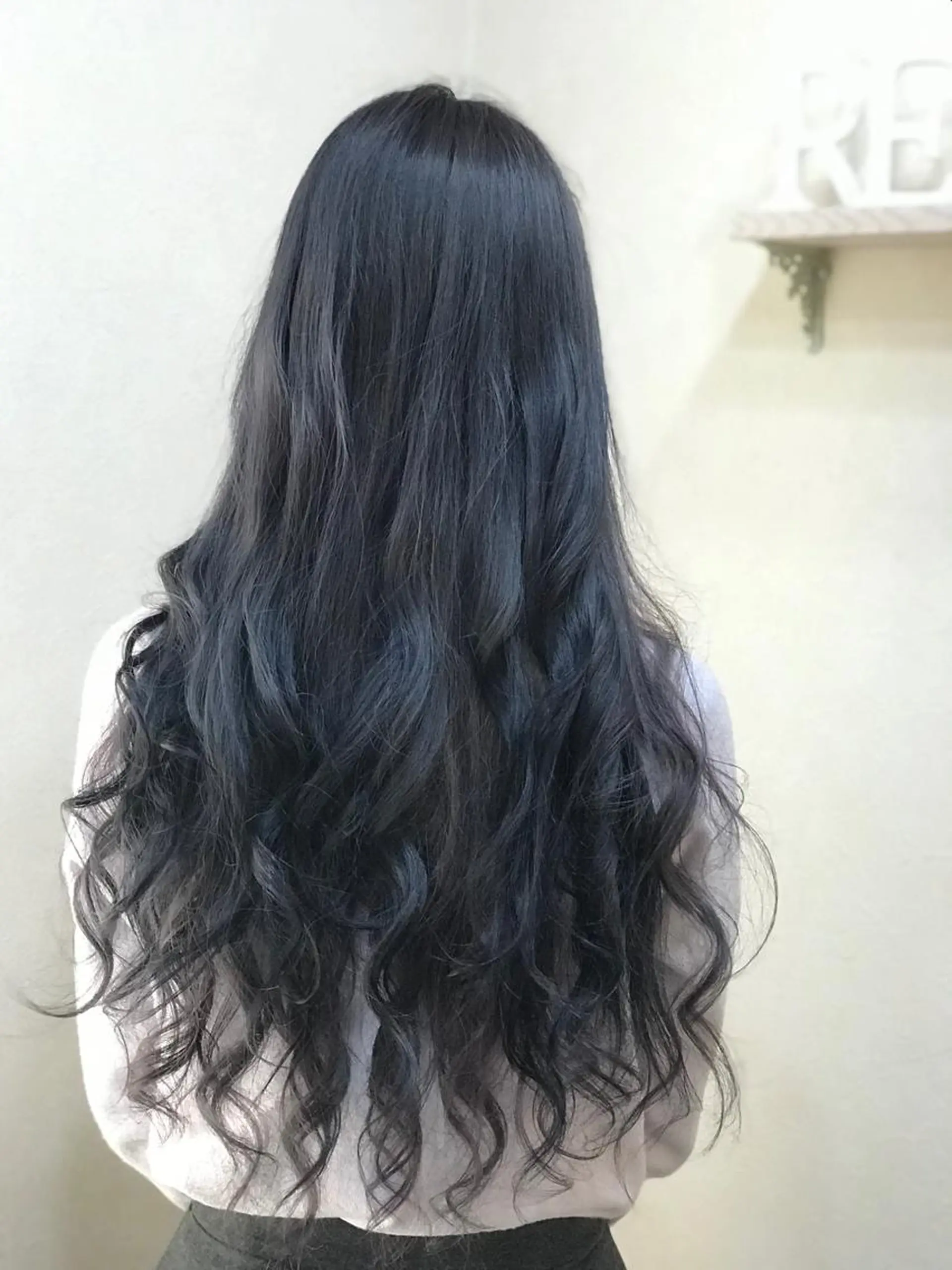 ロング カラー 渋谷宮益坂 omoのヘアスタイル