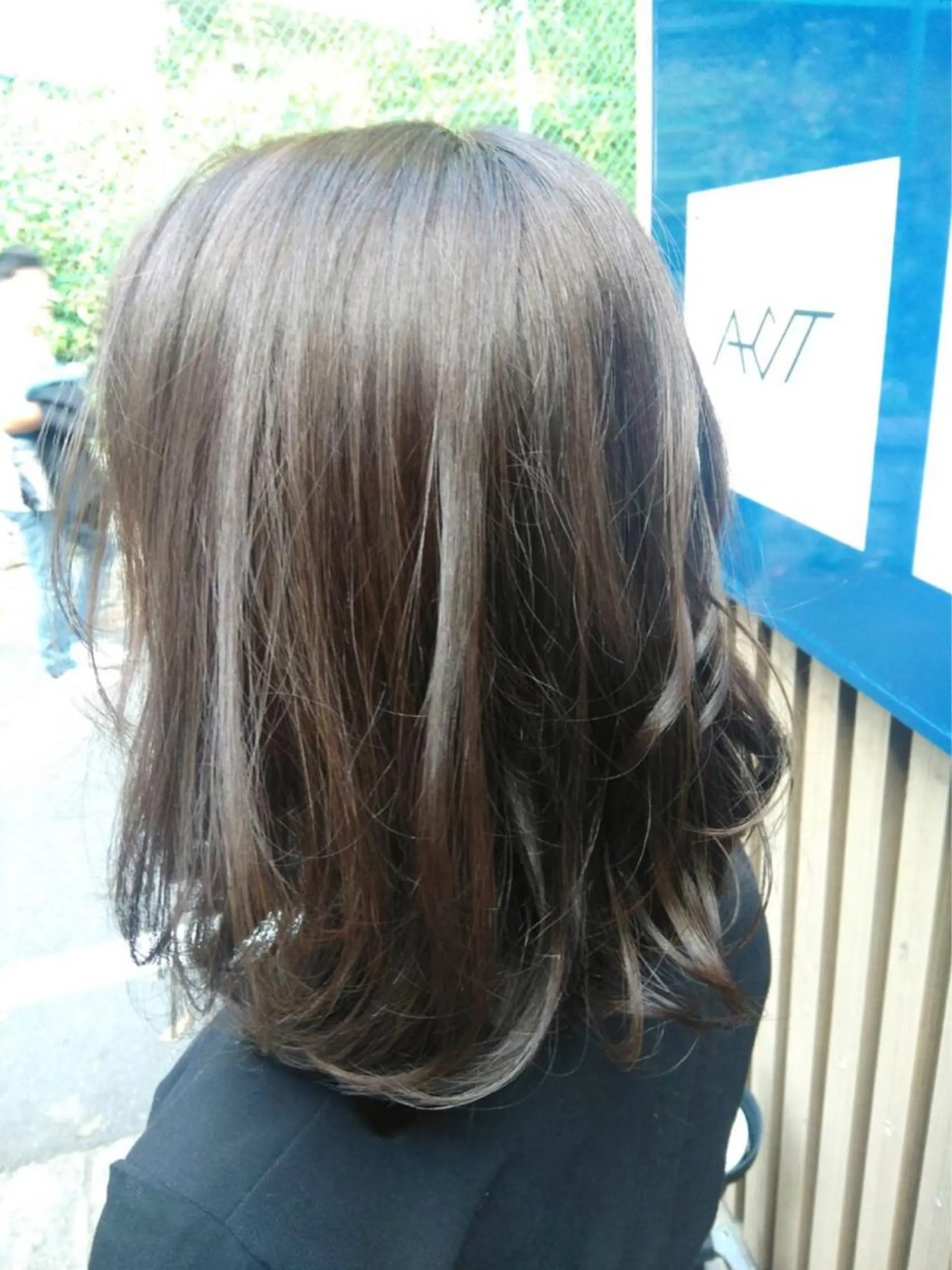 ミディアム カラー グレージュ みうら ミウラのヘアスタイル