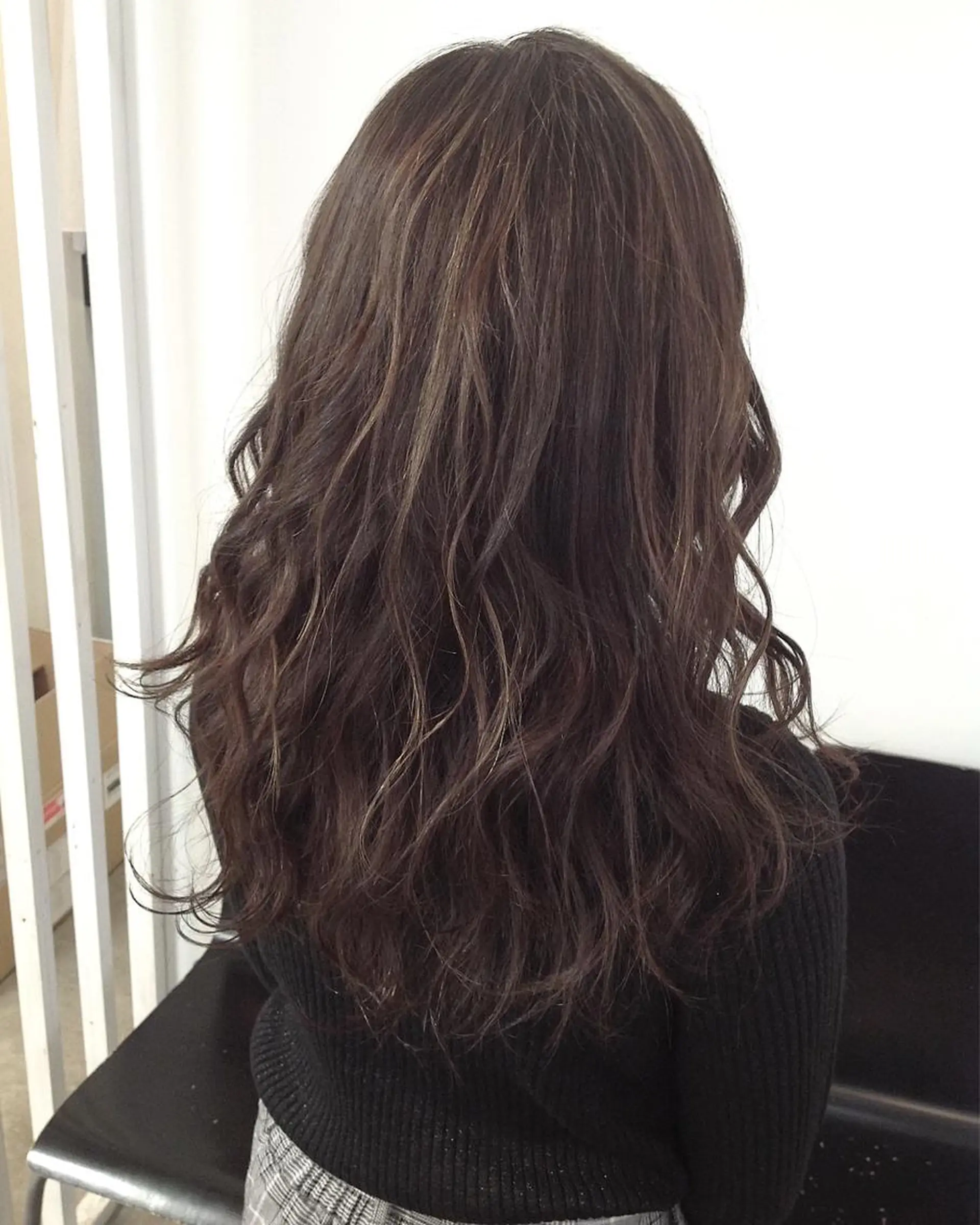 ロング カラー ハイライトカラー ハイライト 榎園 由美のヘアスタイル