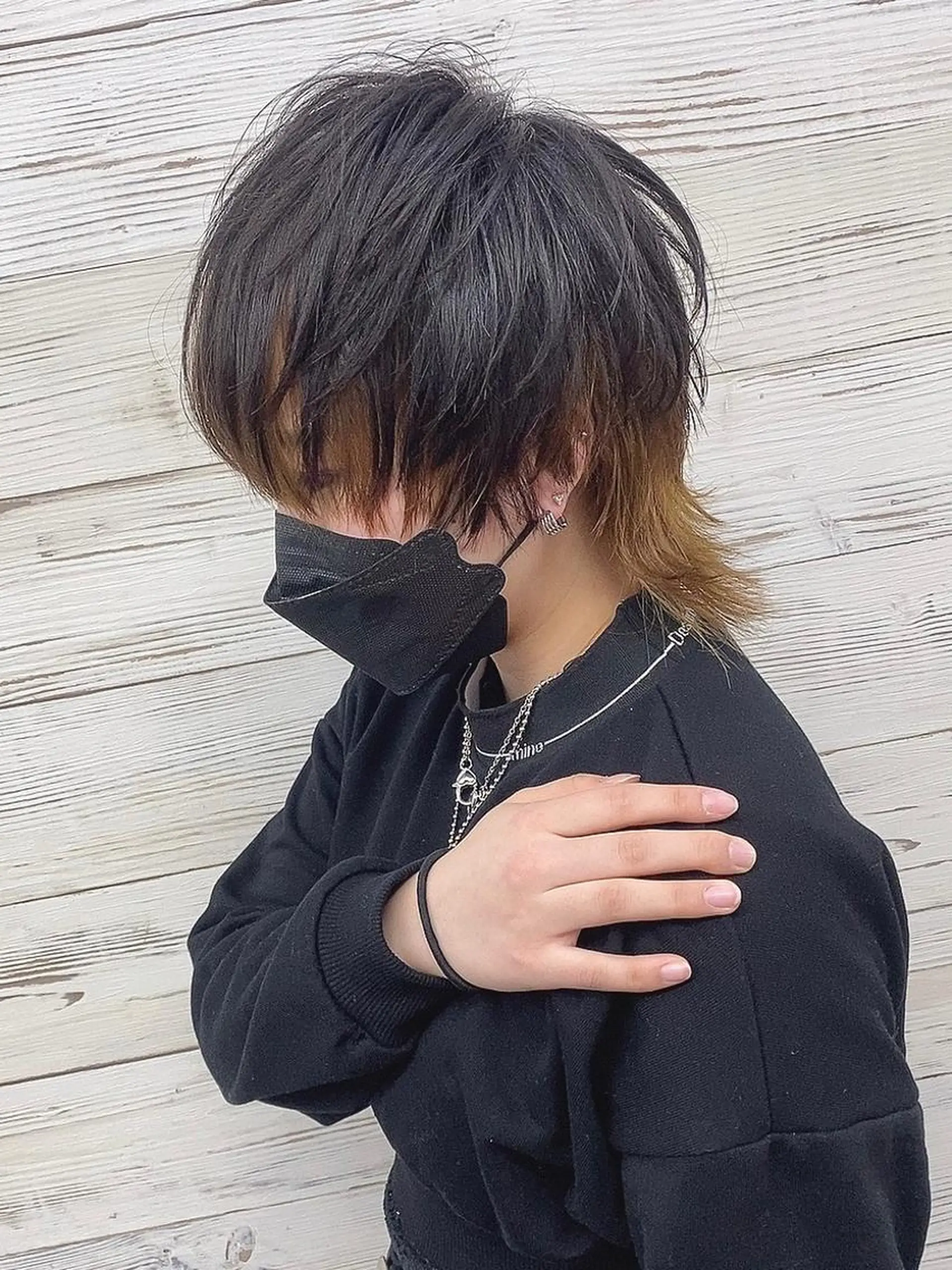 ミディアム カラー ヘアアレンジ アイブロウ ショートボブ 編み込みエクステ シールエクステ ミディアムパーマ バレイヤージュ LAVENDIA 初音のヘアスタイル