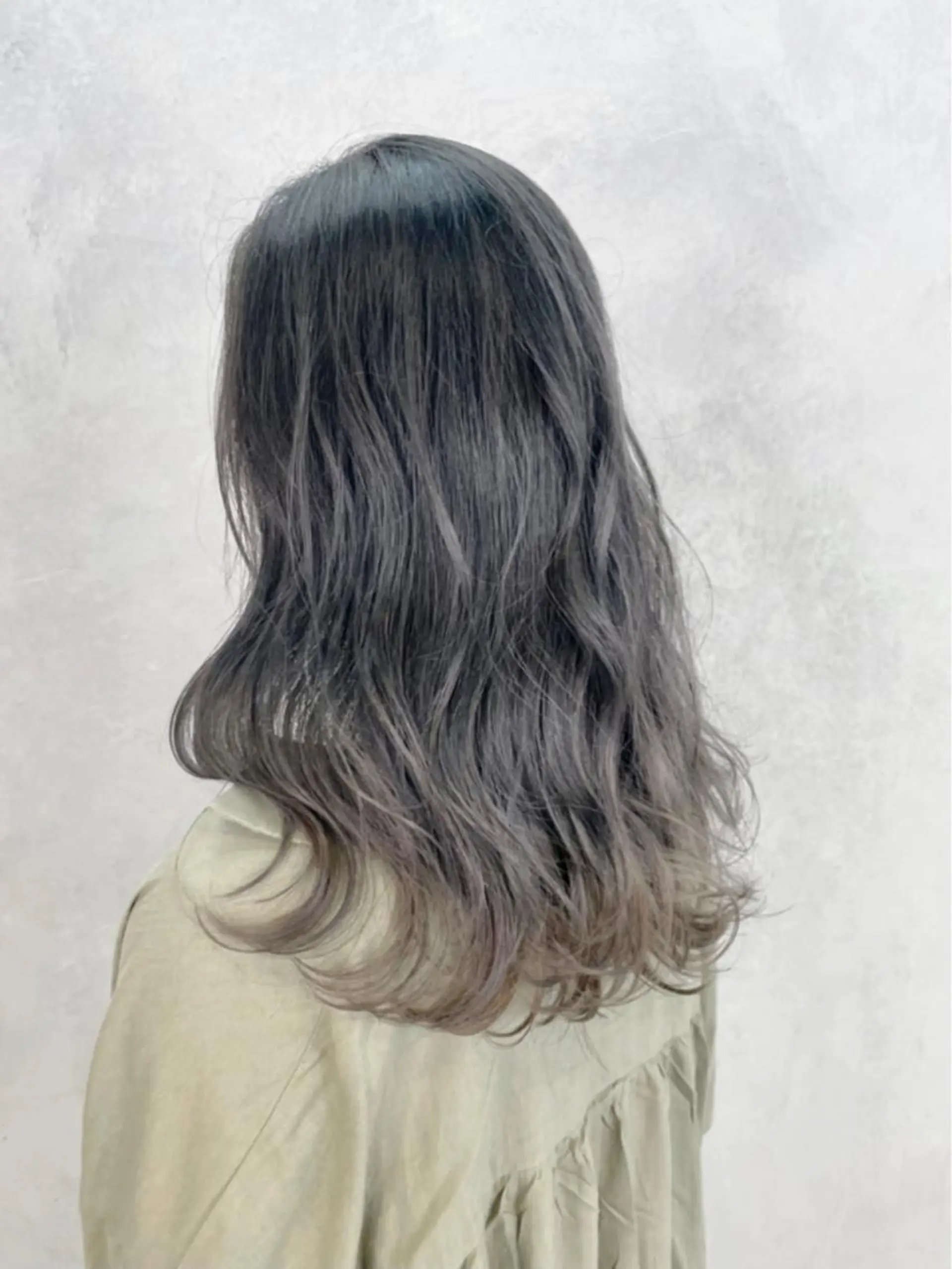 ロング レイヤーカット 1日1名限定価格✂️ 髪質改善サロン代表谷のヘアスタイル