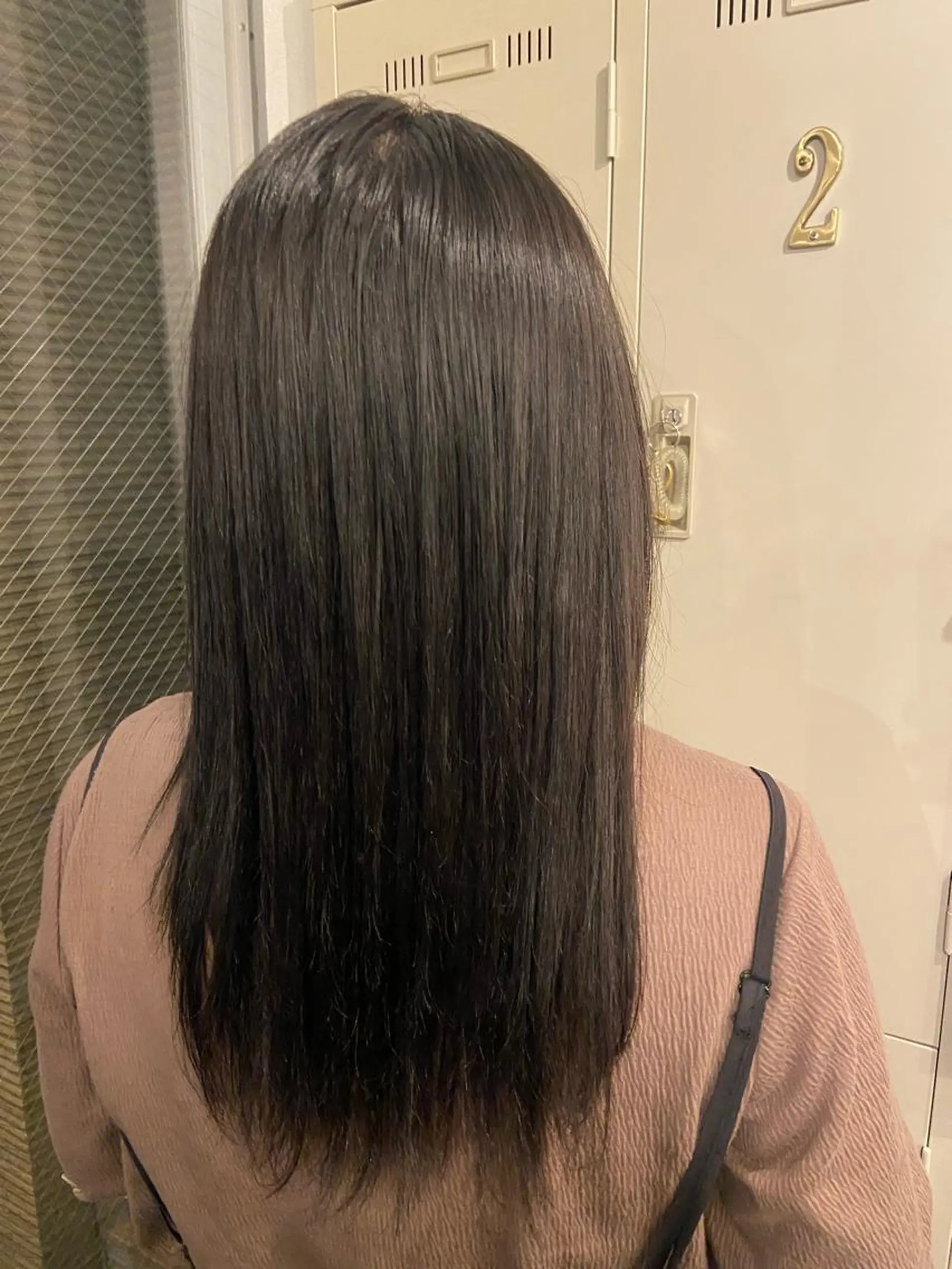 ロング スギ リンカのヘアスタイル