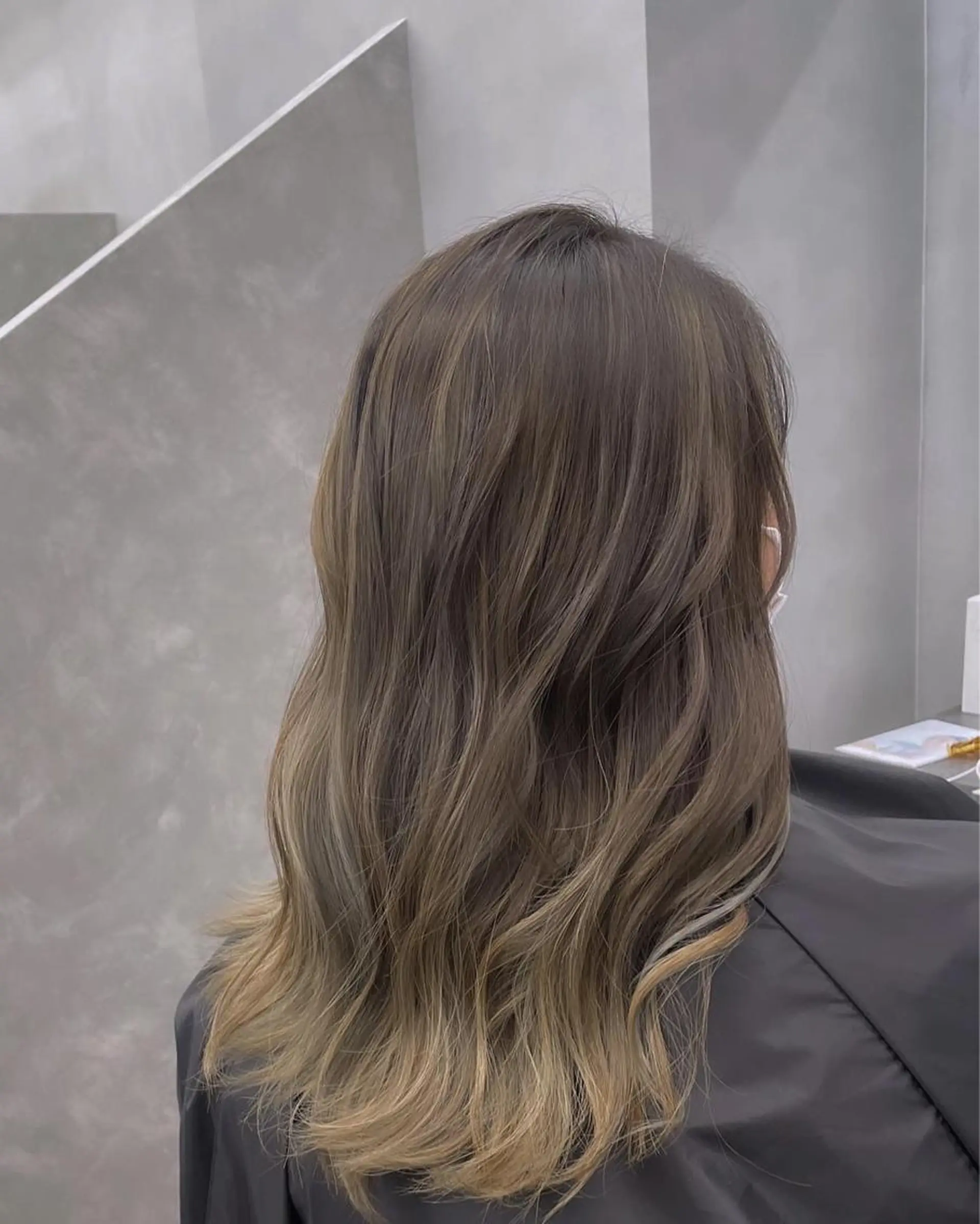 ロング ハイライト 吉留愛加/ 似合わせ/心斎橋のヘアスタイル
