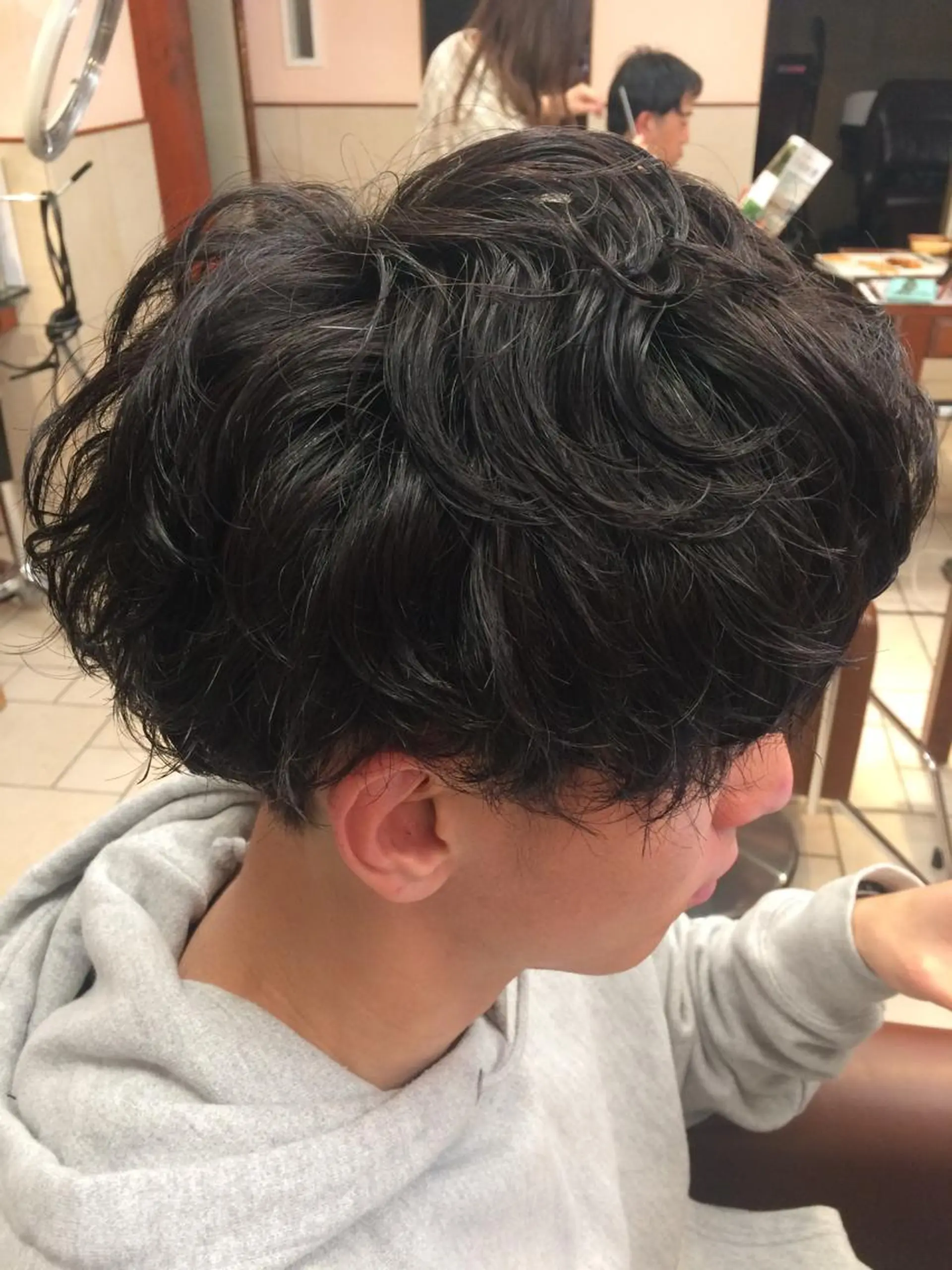 カラー パーマ ヘアアレンジ メンズ メンズパーマの巨匠 鈴木純のヘアスタイル