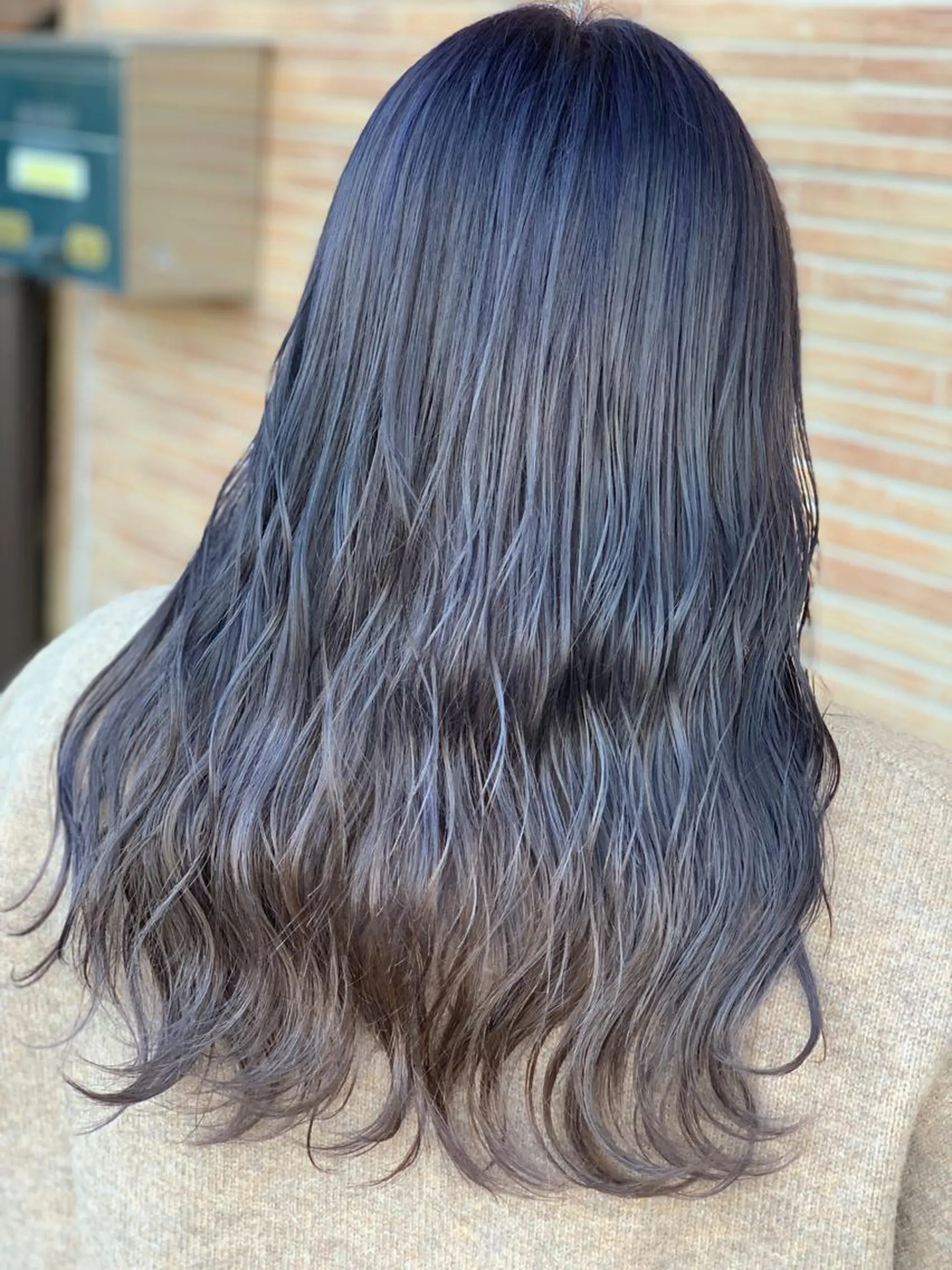 ロング メンズスタイル バレイヤージュ　齋藤のヘアスタイル