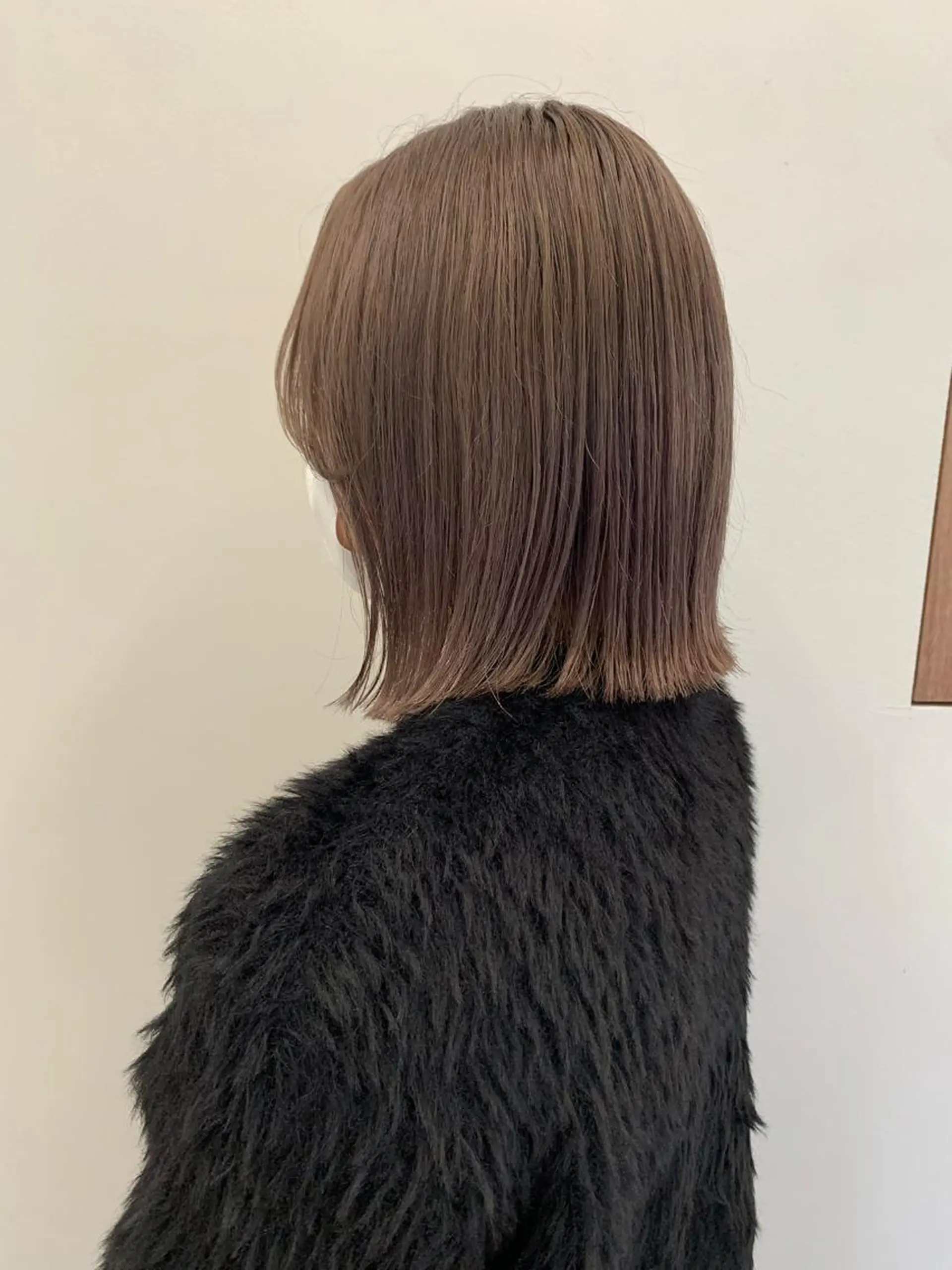 ミディアム カラー ベージュカラー ミルクティーベージュ カット ヘアカラー yupi🐈‍⬛ レイヤー/パーマのヘアスタイル