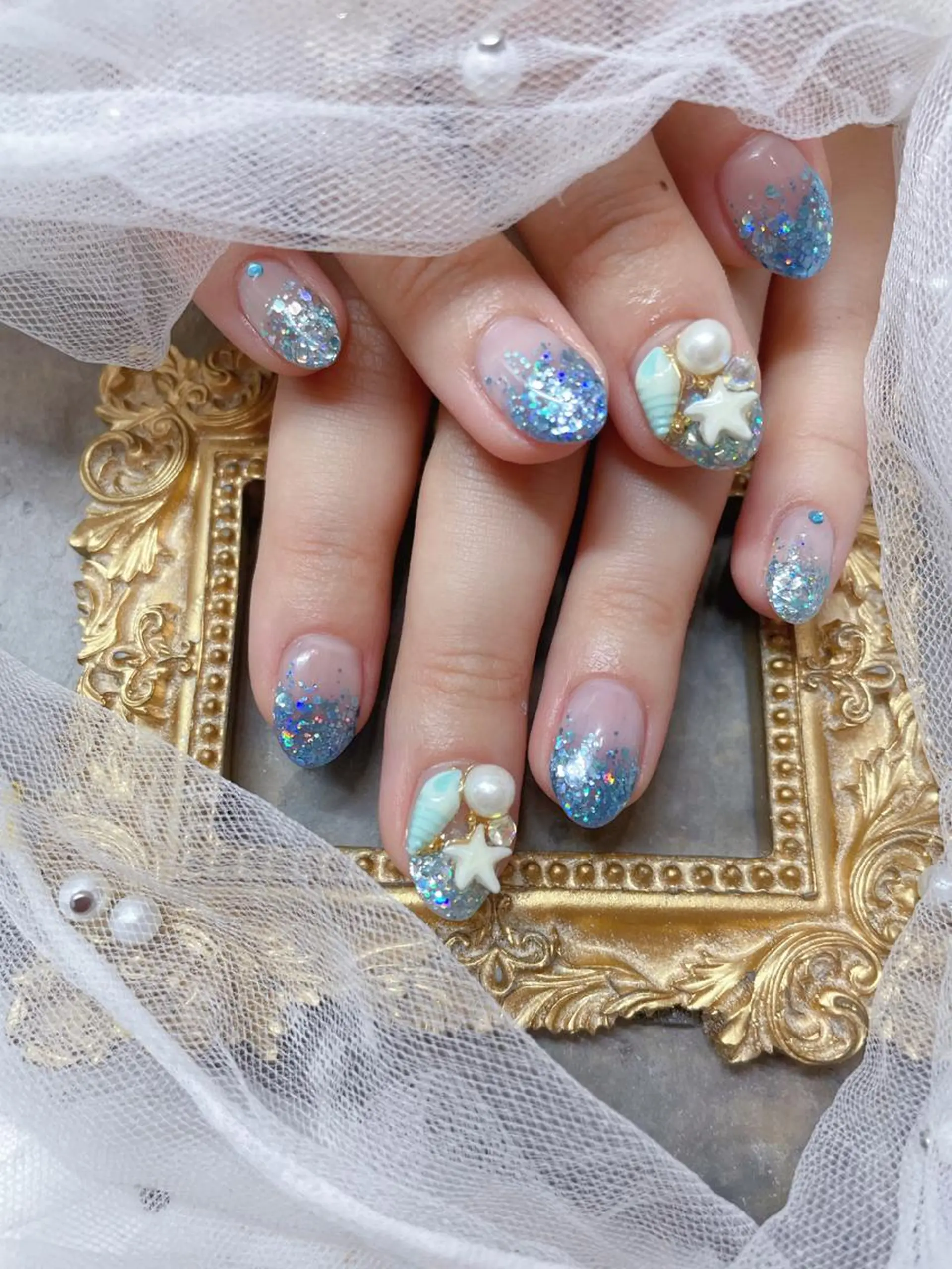 ネイル ハンドネイル マジック ミラーのネイルデザイン