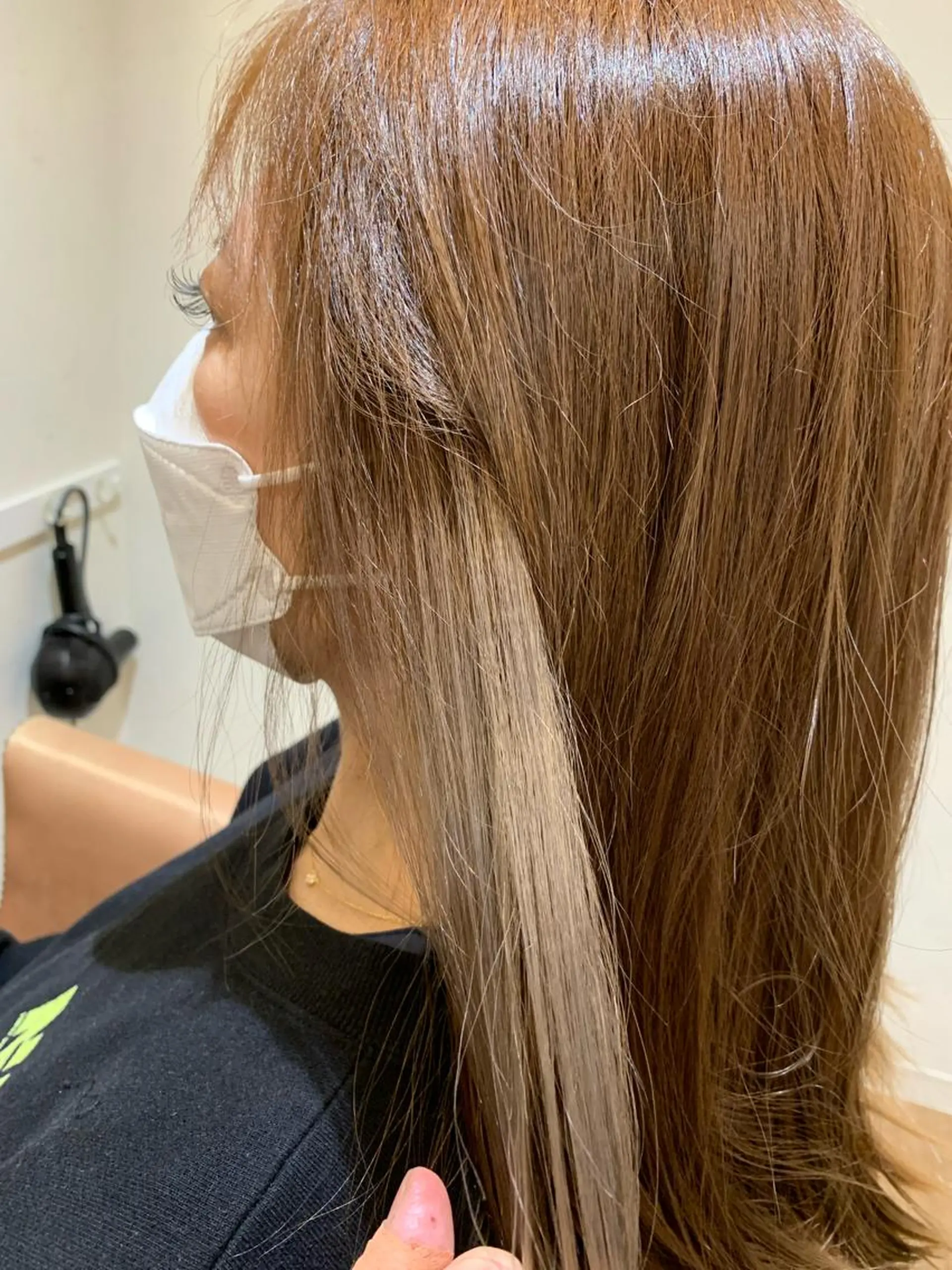 ミディアム カラー ベージュカラー インナーカラー 高階 晃一 /レイヤーカットのヘアスタイル