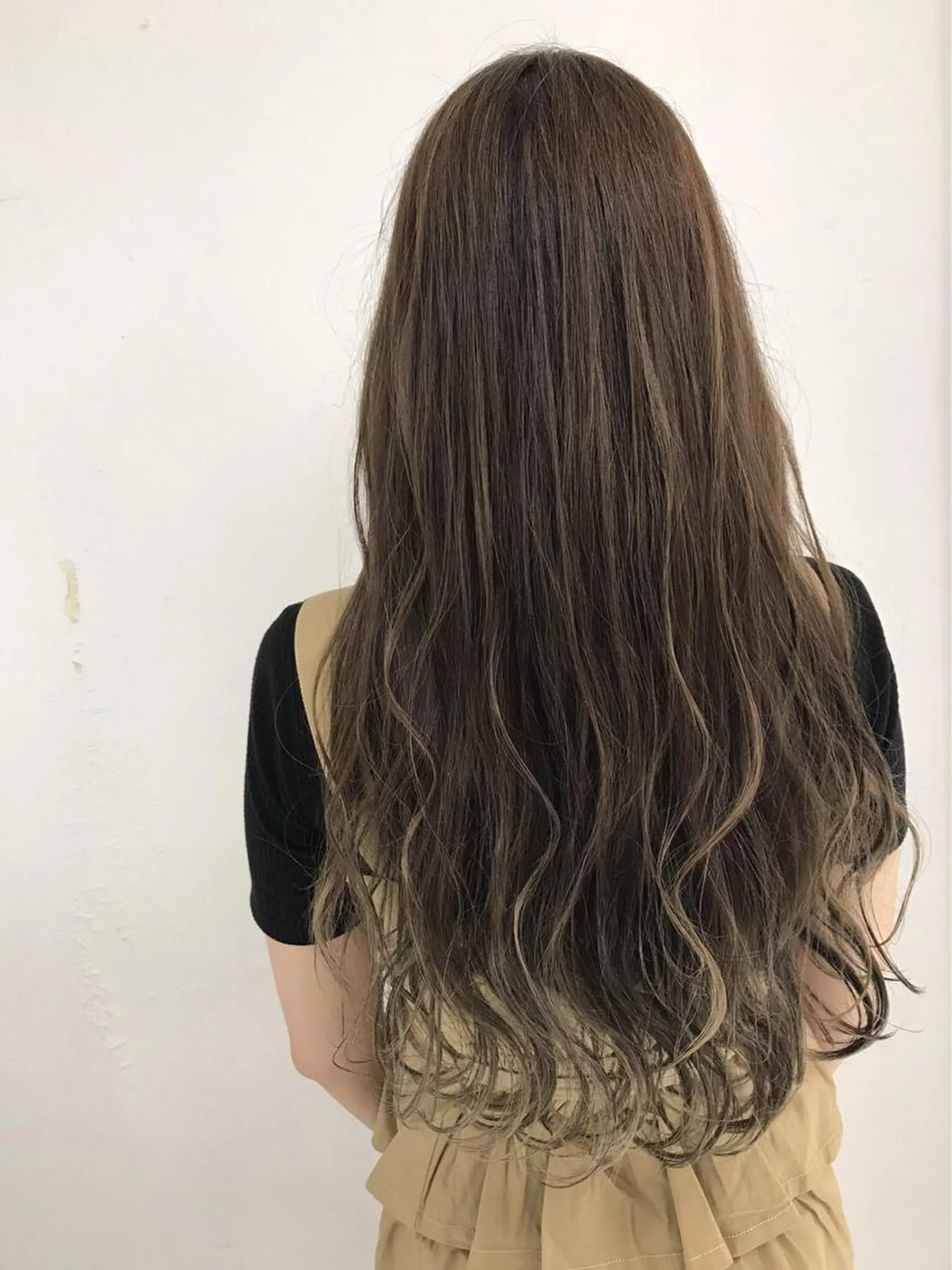ロング カラー パーマ ヘアアレンジ キッズ ネイル マツエク・マツパ M字・前髪割れ 改善メンズ特化/栢沼のヘアスタイル