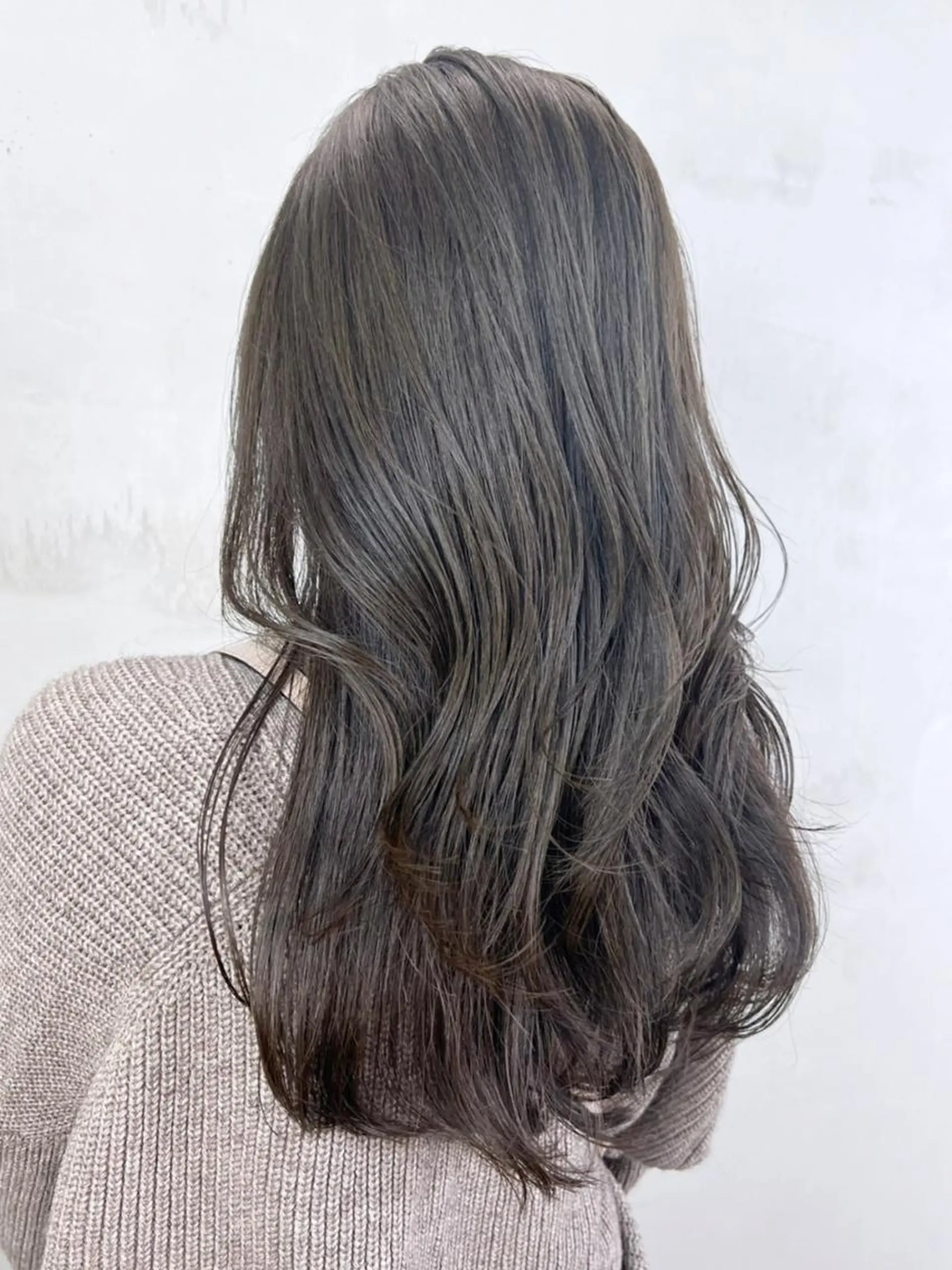 セミロング カラー パーマ ヘアアレンジ グレージュ オリーブグレージュ オリーブグレー カット ITbyALBUM 松戸のヘアスタイル