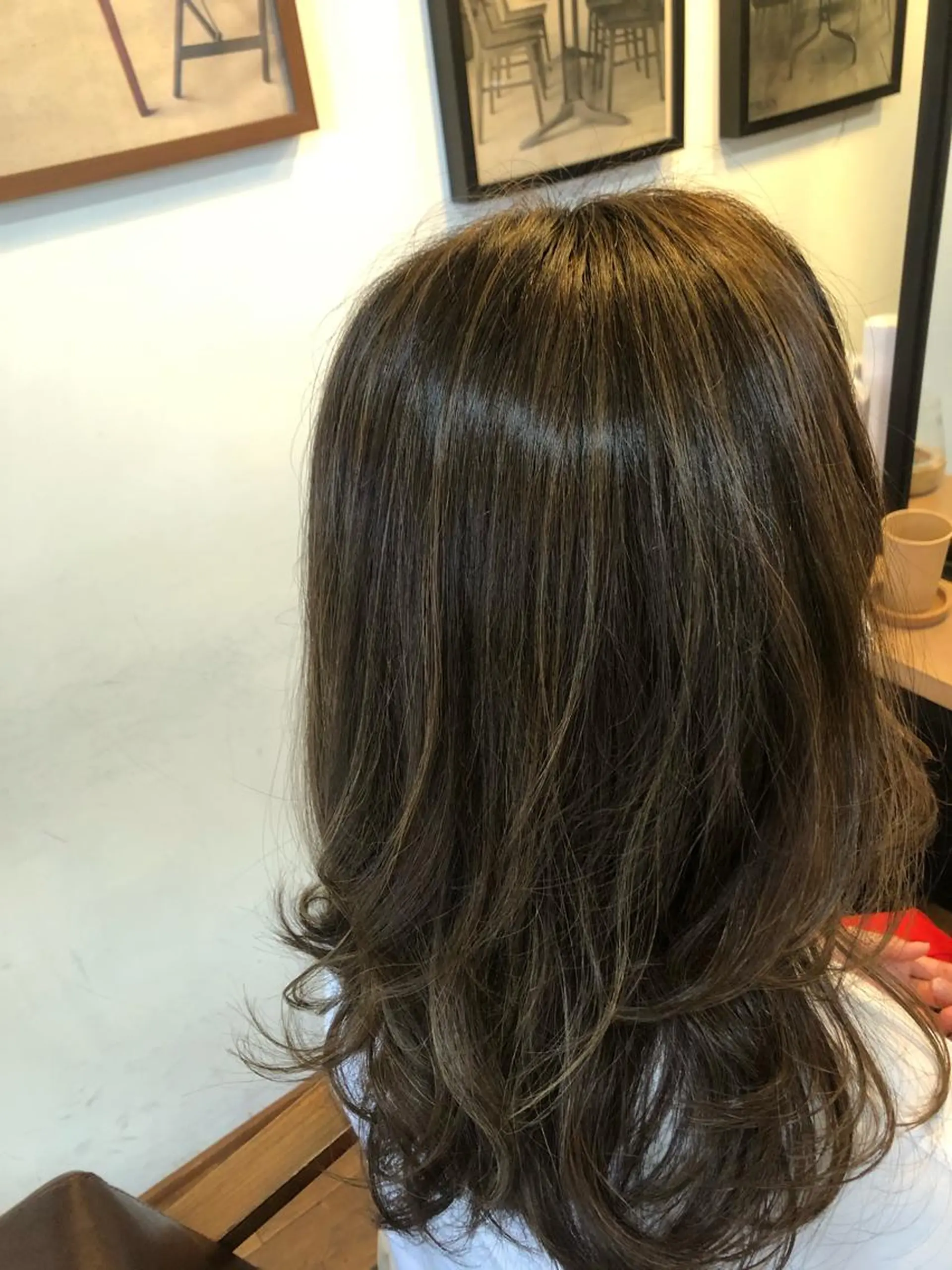 セミロング カラー ハイライトカラー ハイライト 💟アイリスト 💟の眉毛・アイブロウイメージ