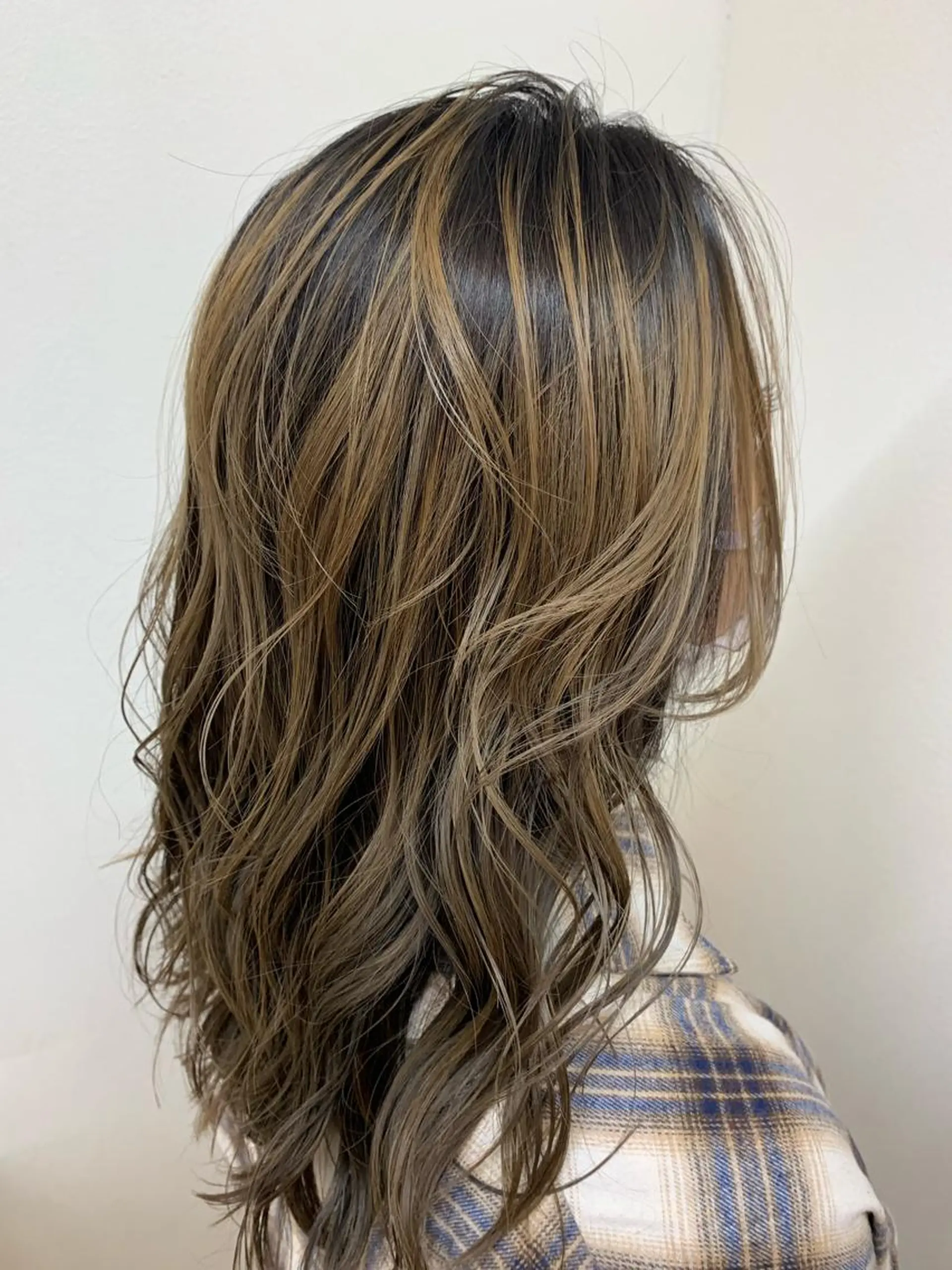 セミロング カラー バレイヤージュ レイヤーカット カット ヘアカラー トリートメント rashisa所属・MISAKI /モテ愛されのヘアスタイル