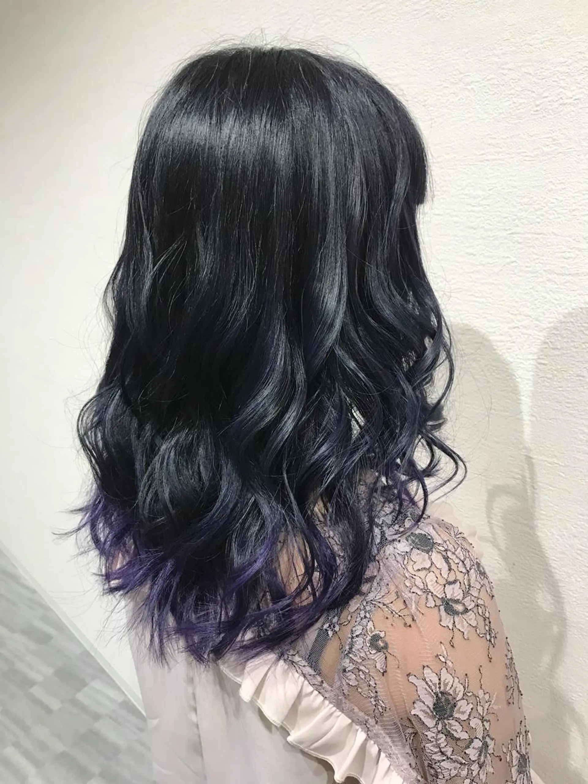 カラー 東風上 亮介のヘアスタイル