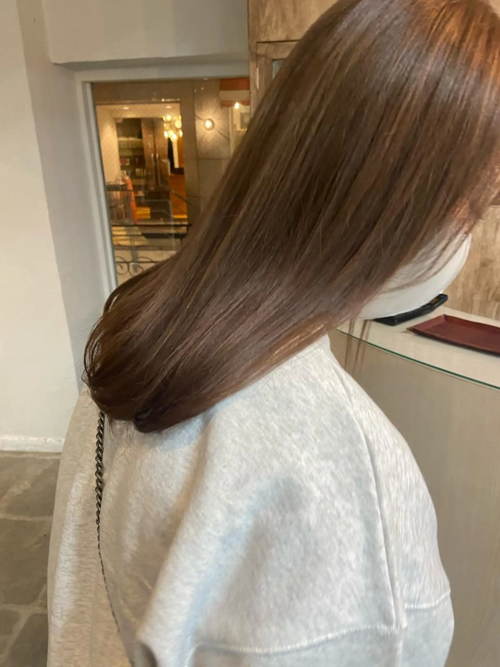 ロング カラー ヘアアレンジ ベージュカラー ブリーチ ハイトーンカラー ヘアカラー トリートメント 眠れるヘッドスパ✨ chacoのヘアスタイル