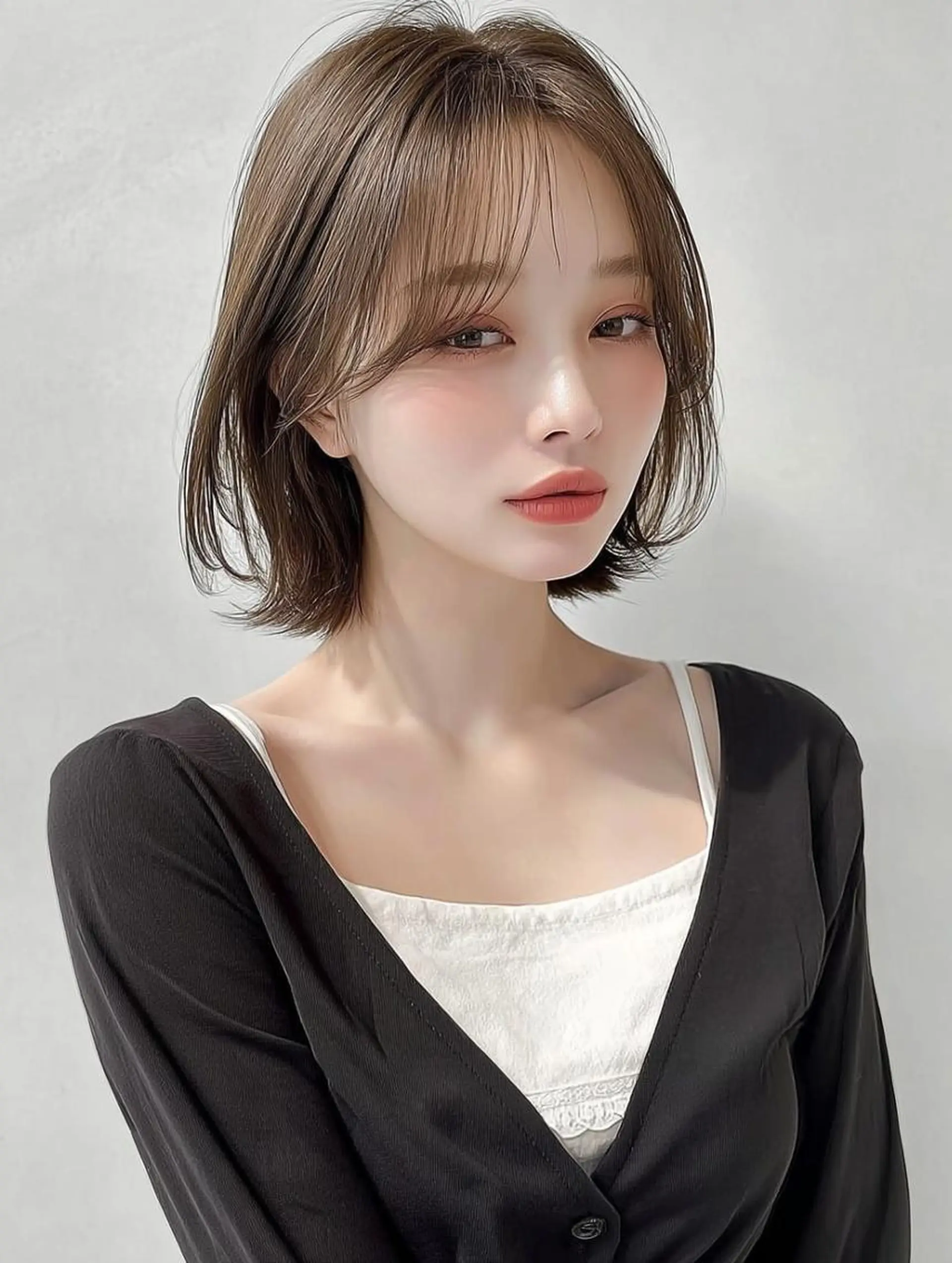 ショート ハイライト カット ヘアカラー トリートメント 青木 りおのヘアスタイル