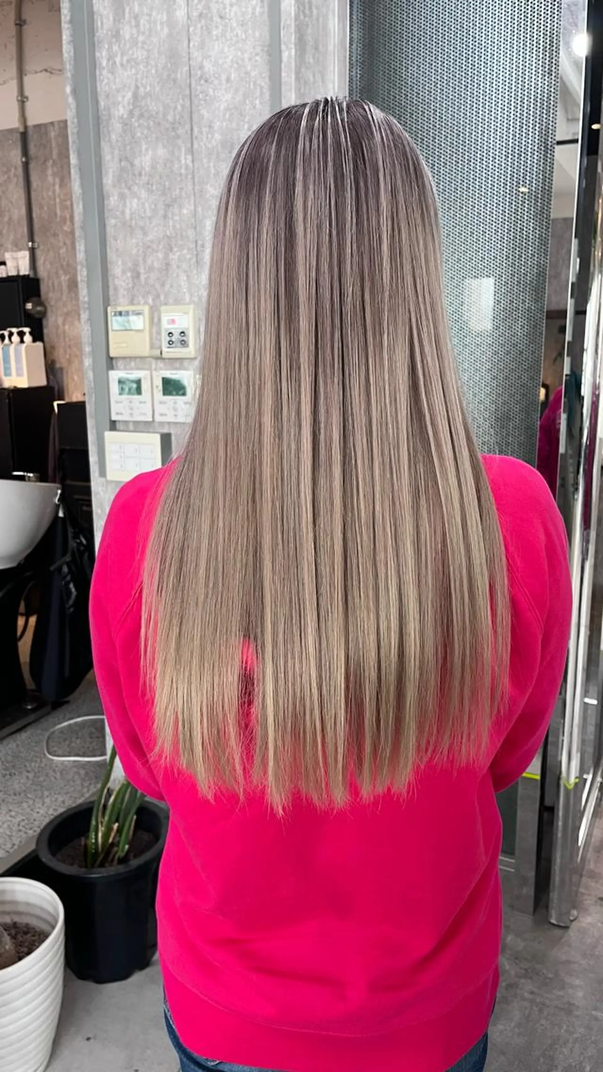 ロング カラー バレイヤージュ レイヤーカット TIDEHAIR / 韓国ヘア/MOEのヘアスタイル