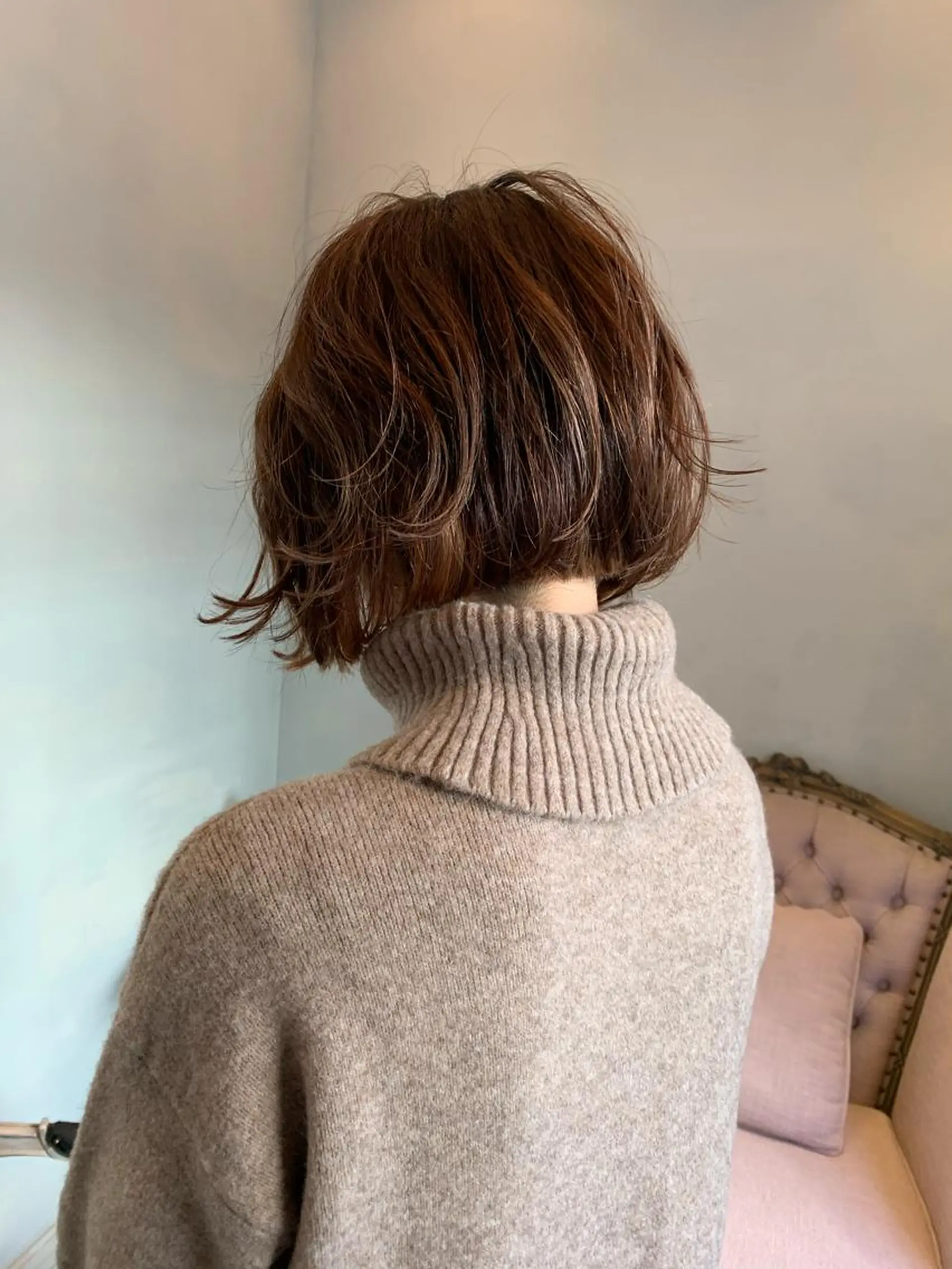 ショート ヘアカラー トリートメント SAKINO. ベージュカラーのヘアスタイル