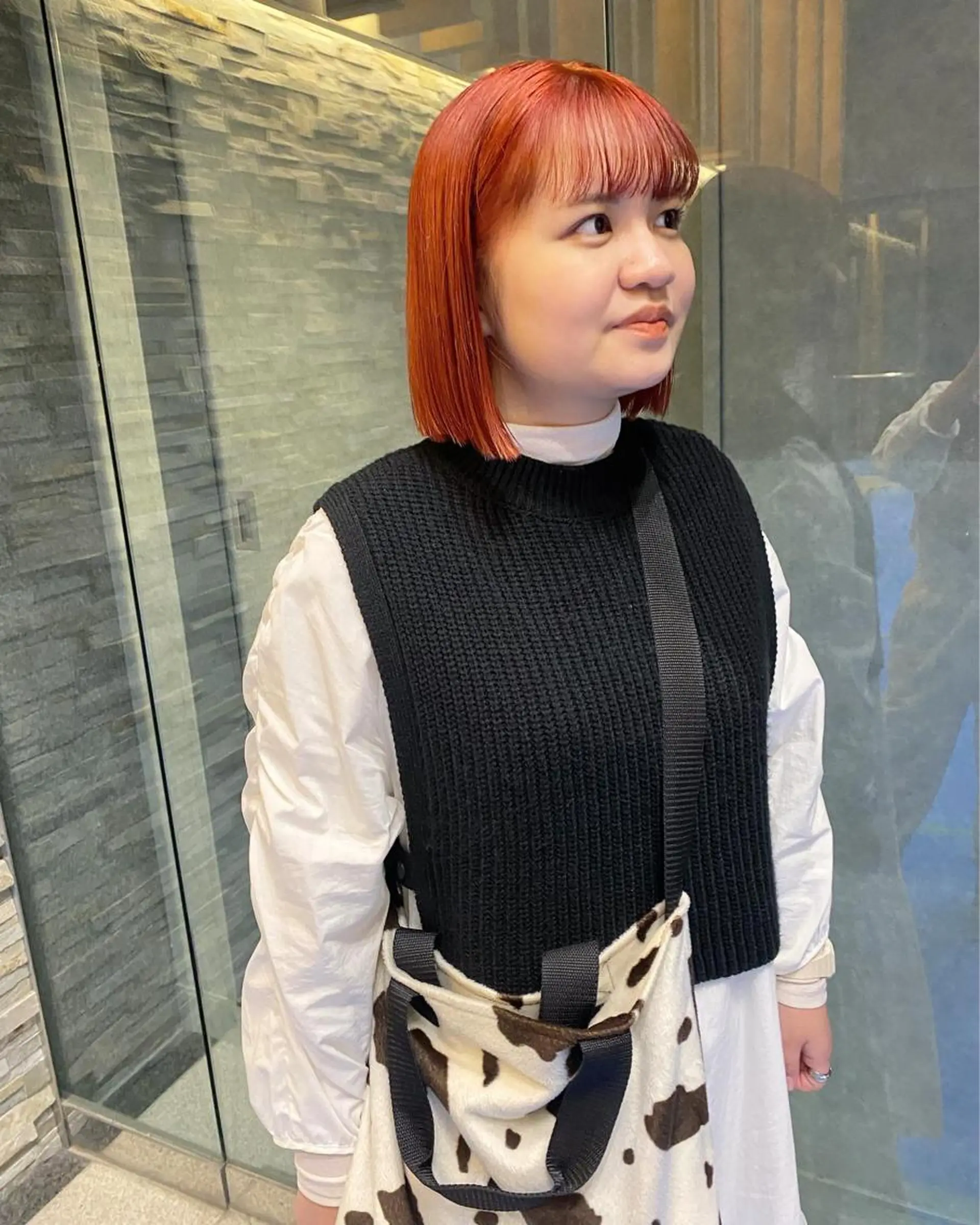 ミディアム デザインカラー/ボブ ブリーチカラー/ユリのヘアスタイル