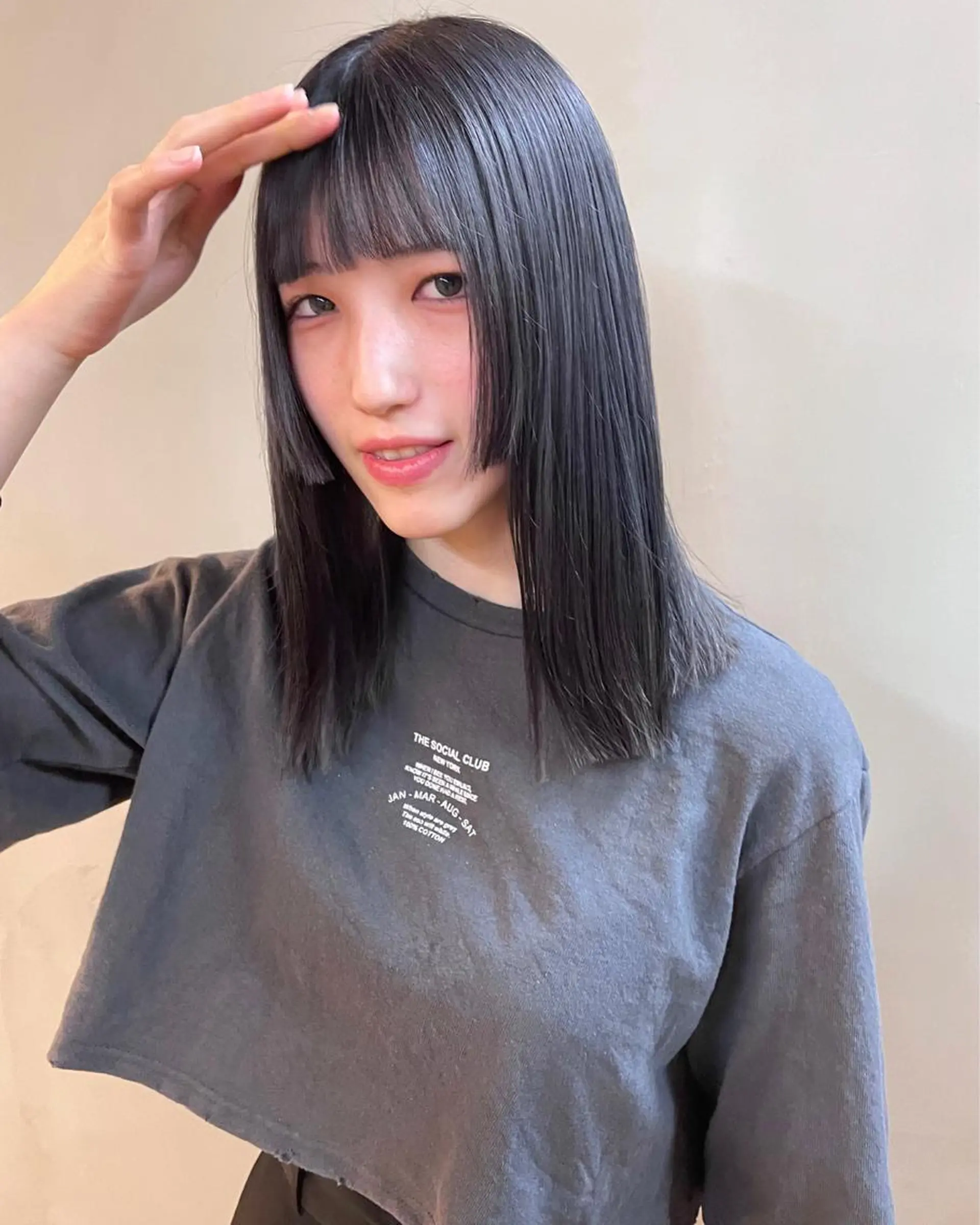 セミロング カラー パーマ ヘアアレンジ メンズ キッズ ネイル マツエク・マツパ アイブロウ グレージュ ラベンダーカラー ラベンダーグレージュ ラベンダーグレー カット ヘアカラー トリートメント tatsumi/ボブ ウルフ/レイヤーのヘアスタイル