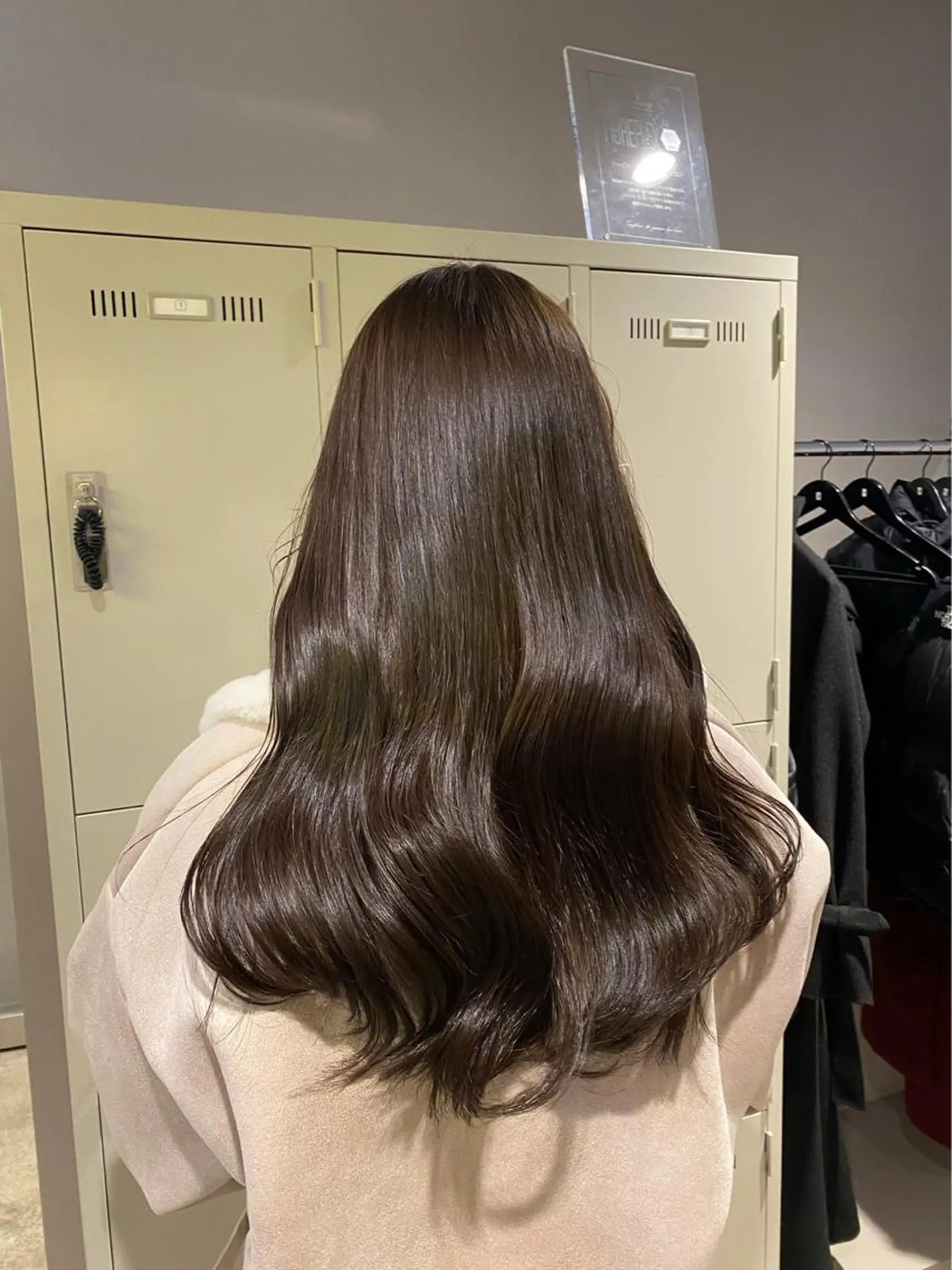 セミロング カラー 韓流トレンドヘア 🎀RINAKO🎀のヘアスタイル