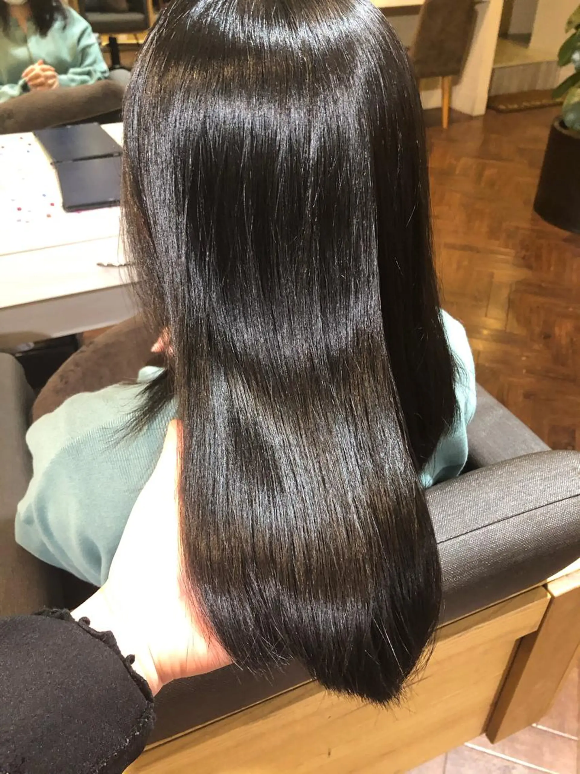 ミディアム カラー 髪質改善 加茂 綾香のヘアスタイル