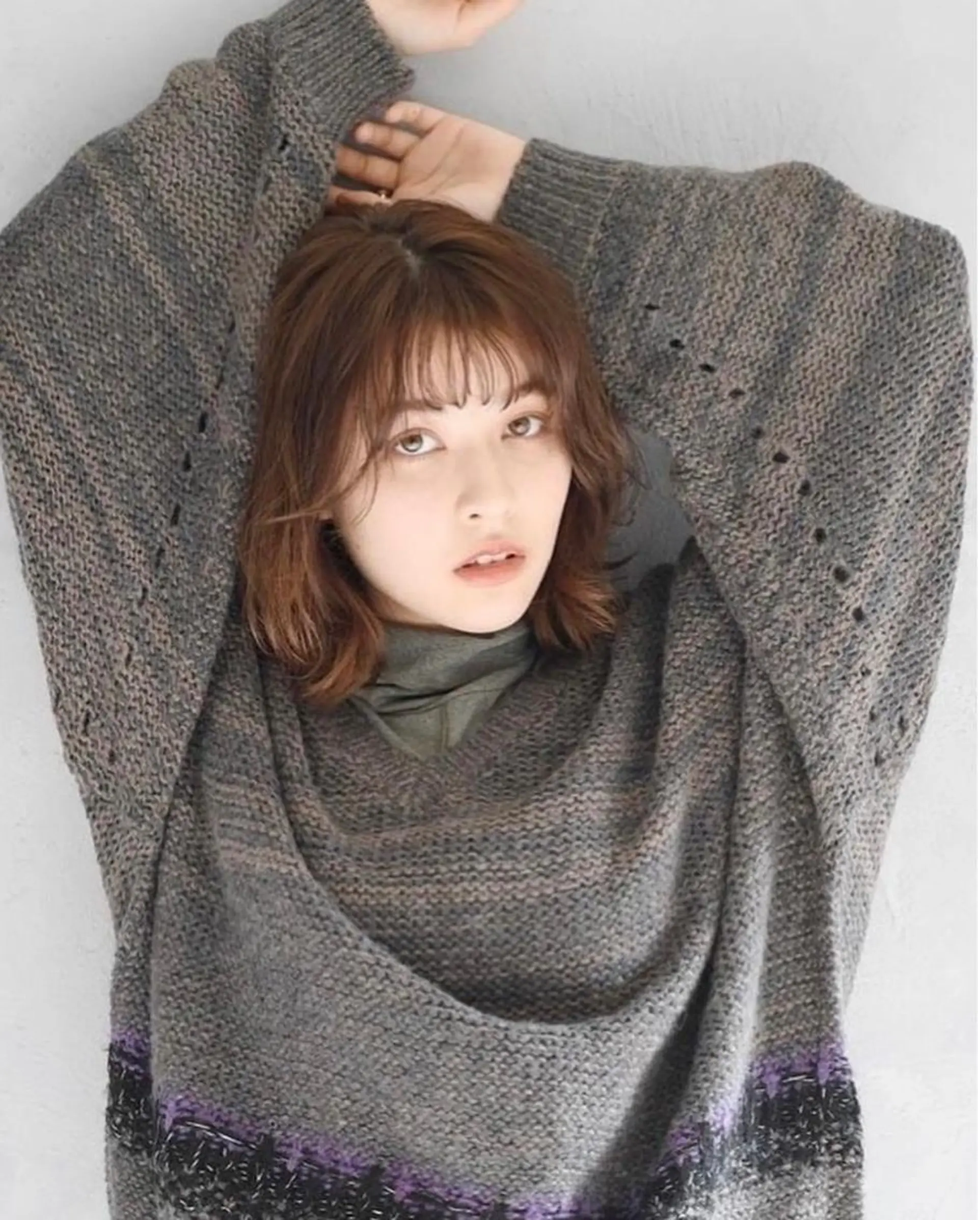 カラー ミストバング ベージュカラー ブロンド ブルーカラー  フェイスフレーミング 川﨑 蓮二のヘアスタイル