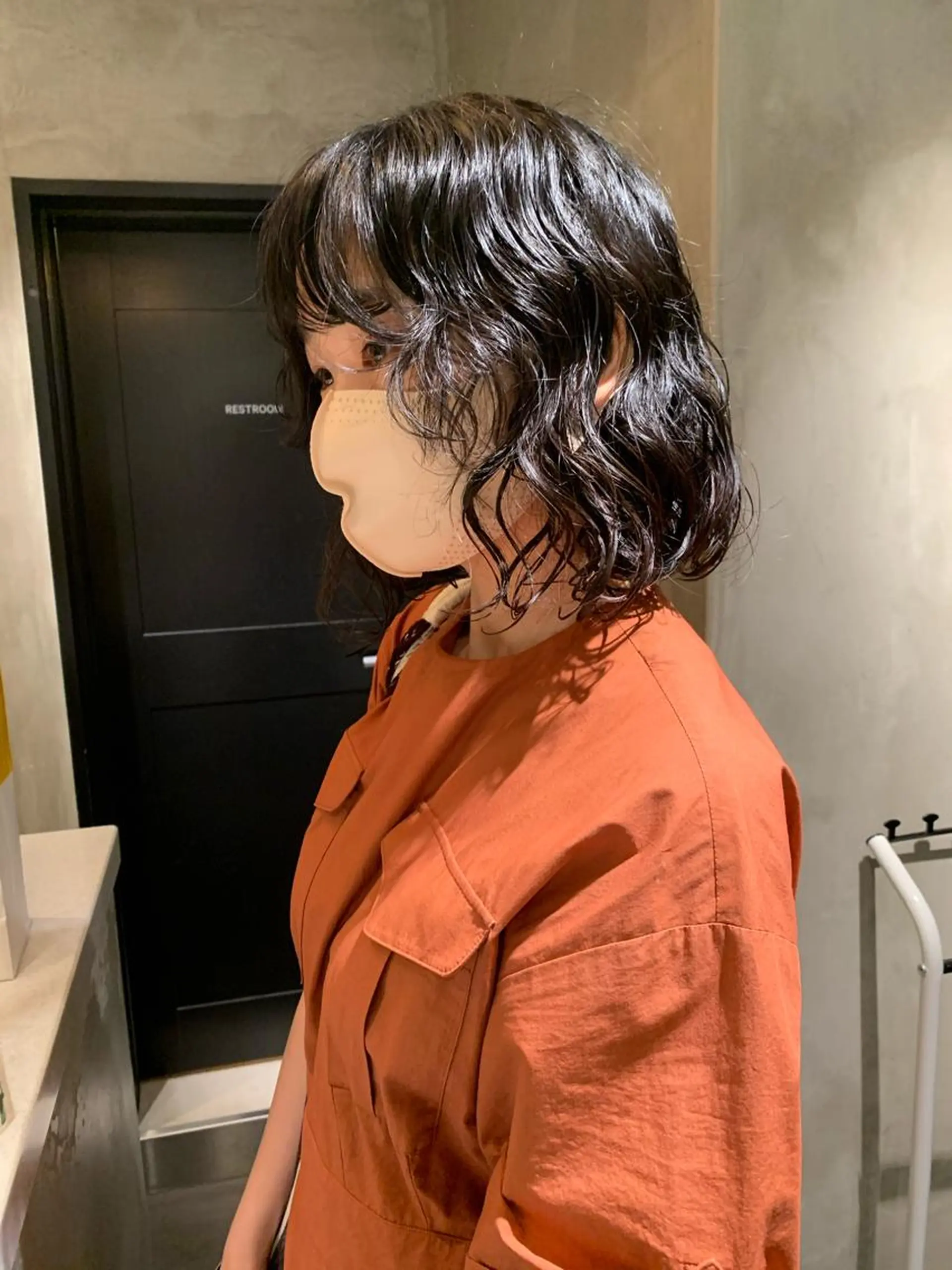 ミディアム パーマ カット パーマ トリートメント アンニュイヘア🪽 ayumiのヘアスタイル