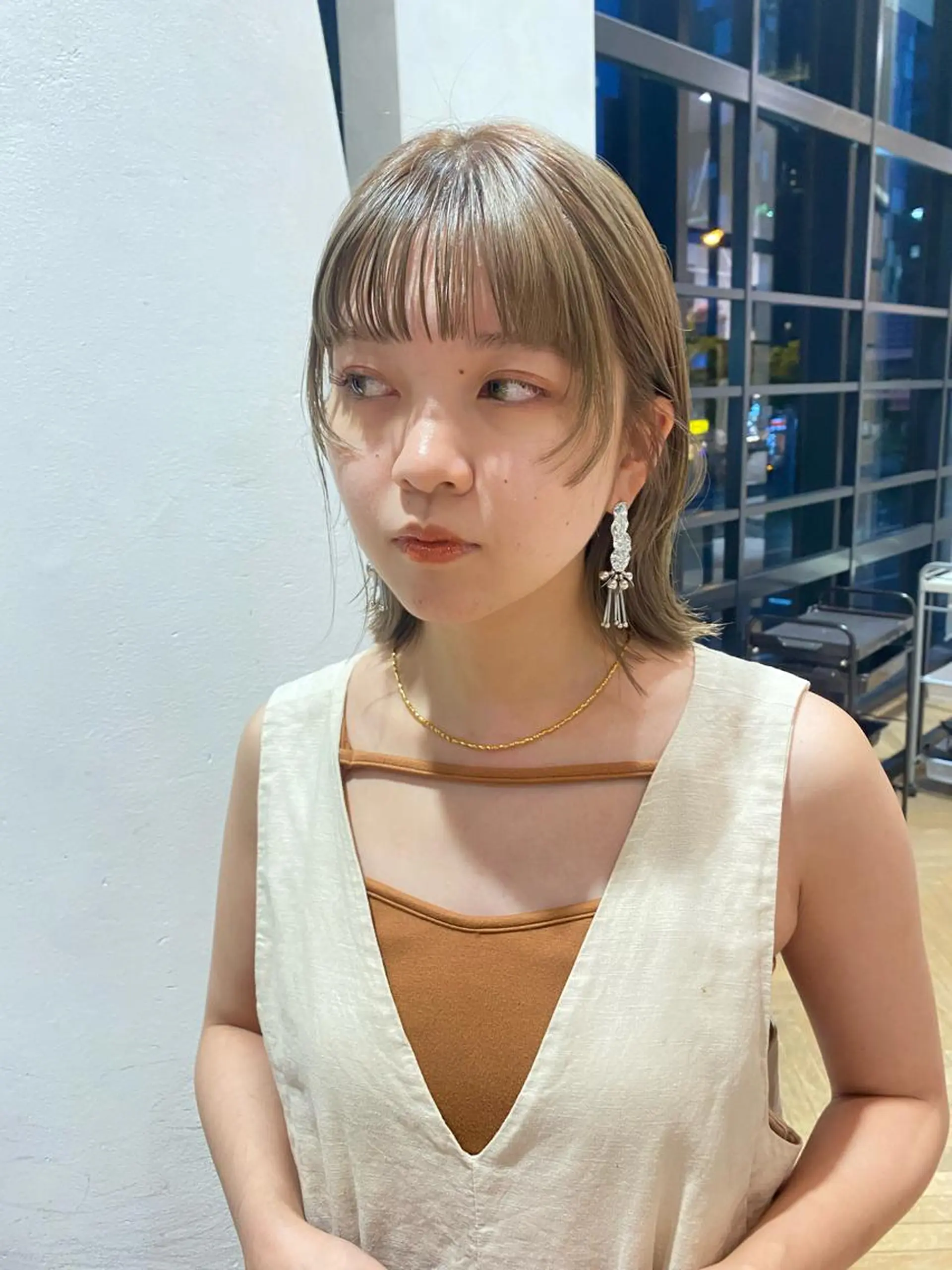 ミディアム カラー ブリーチ 増井 彩乃のヘアスタイル