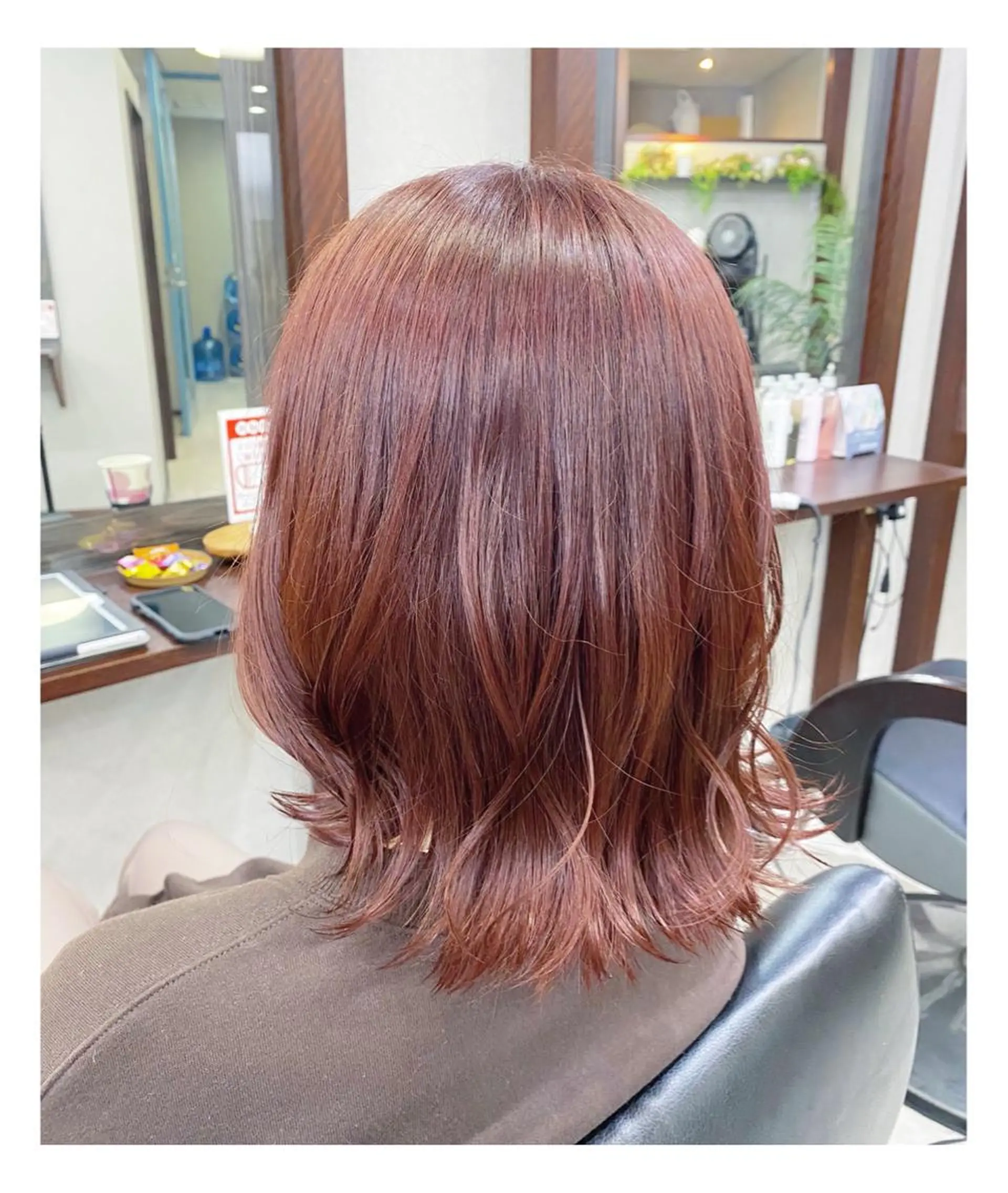 ミディアム カラー アイブロウ ブリーチ ブリーチなしカラー ピンクカラー 眉カラー ＊横浜駅＊ 金子 誠也のヘアスタイル