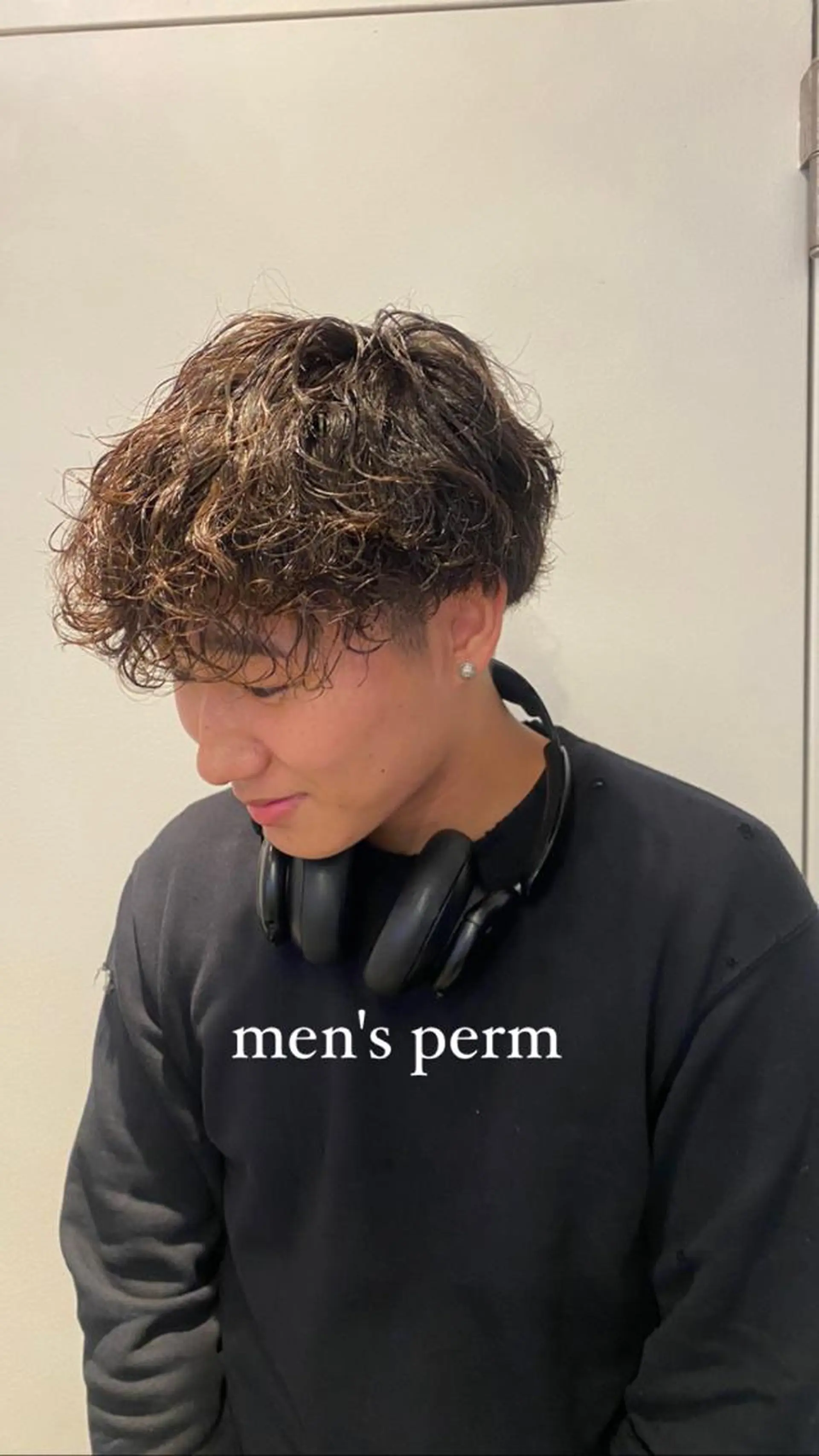 ショート パーマ メンズ メンズパーマ 波巻きパーマ スパイラルパーマ レイヤーボブ/ 艶カラー/サナ🌼のヘアスタイル